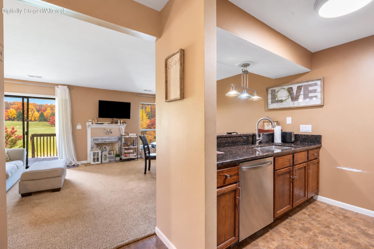 246 Turnberry Drive 1 Property Photo 19
