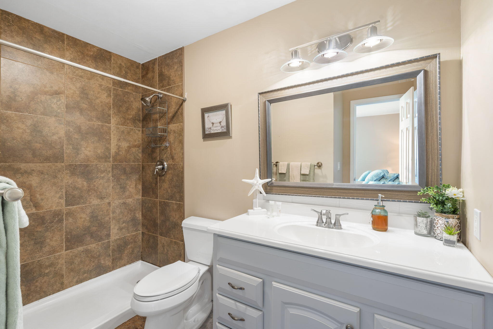 246 Turnberry Drive 1 Property Photo 26