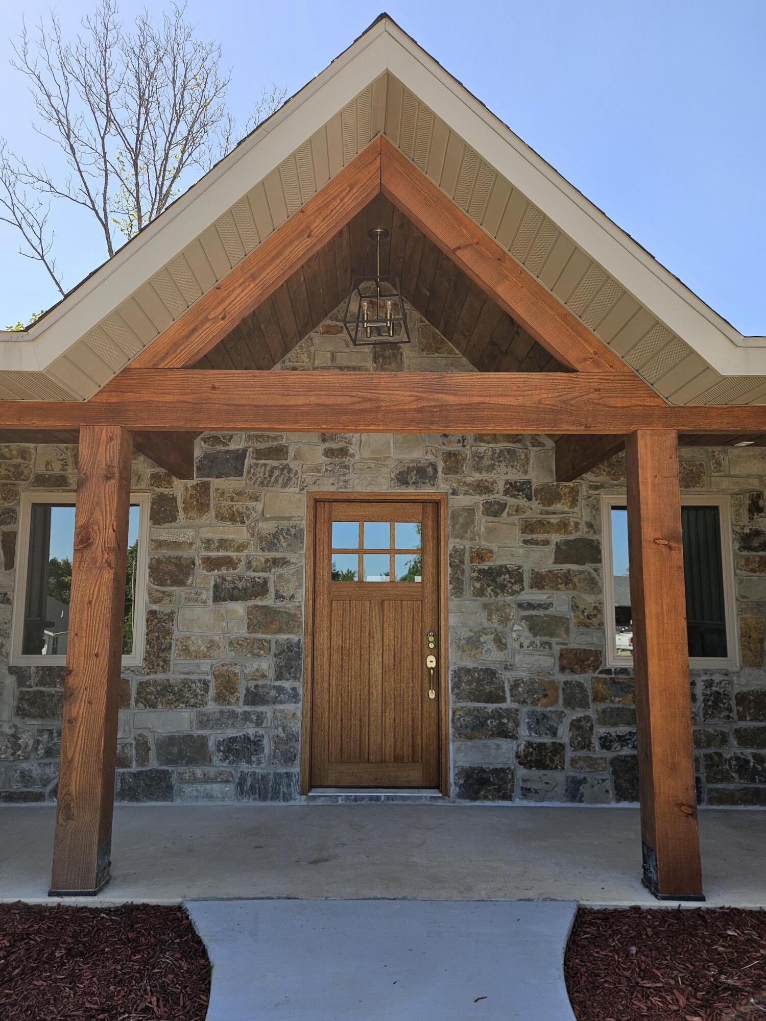 201 Juniper Avenue Property Photo 6