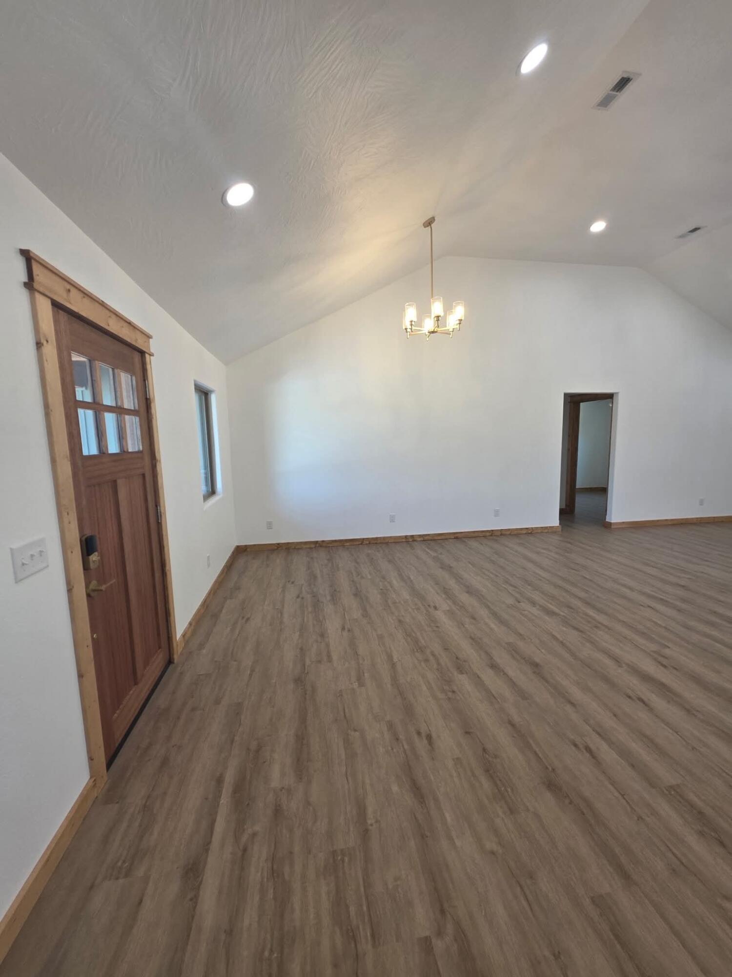 201 Juniper Avenue Property Photo 13