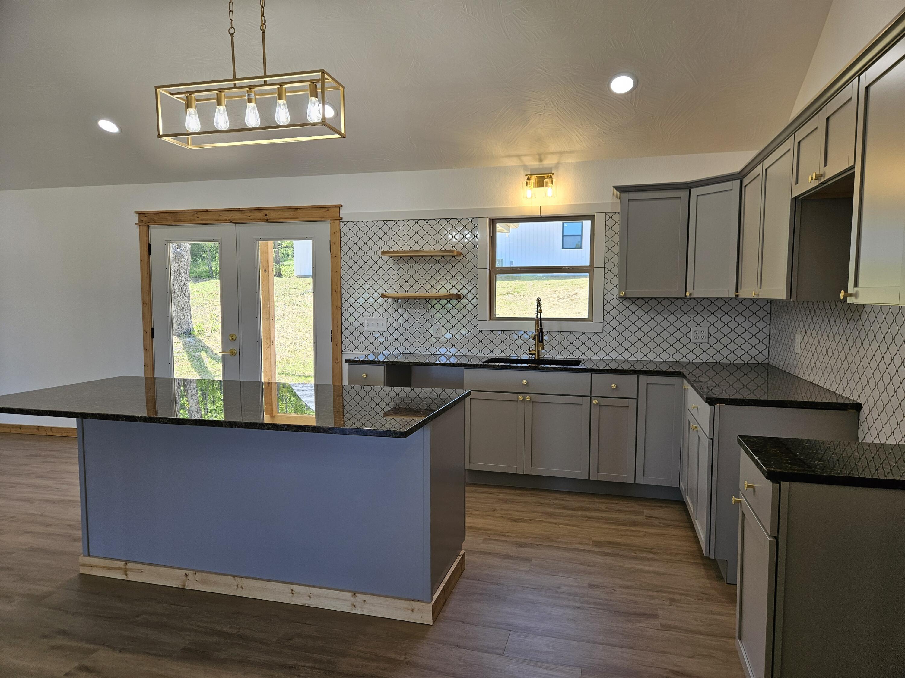201 Juniper Avenue Property Photo 22