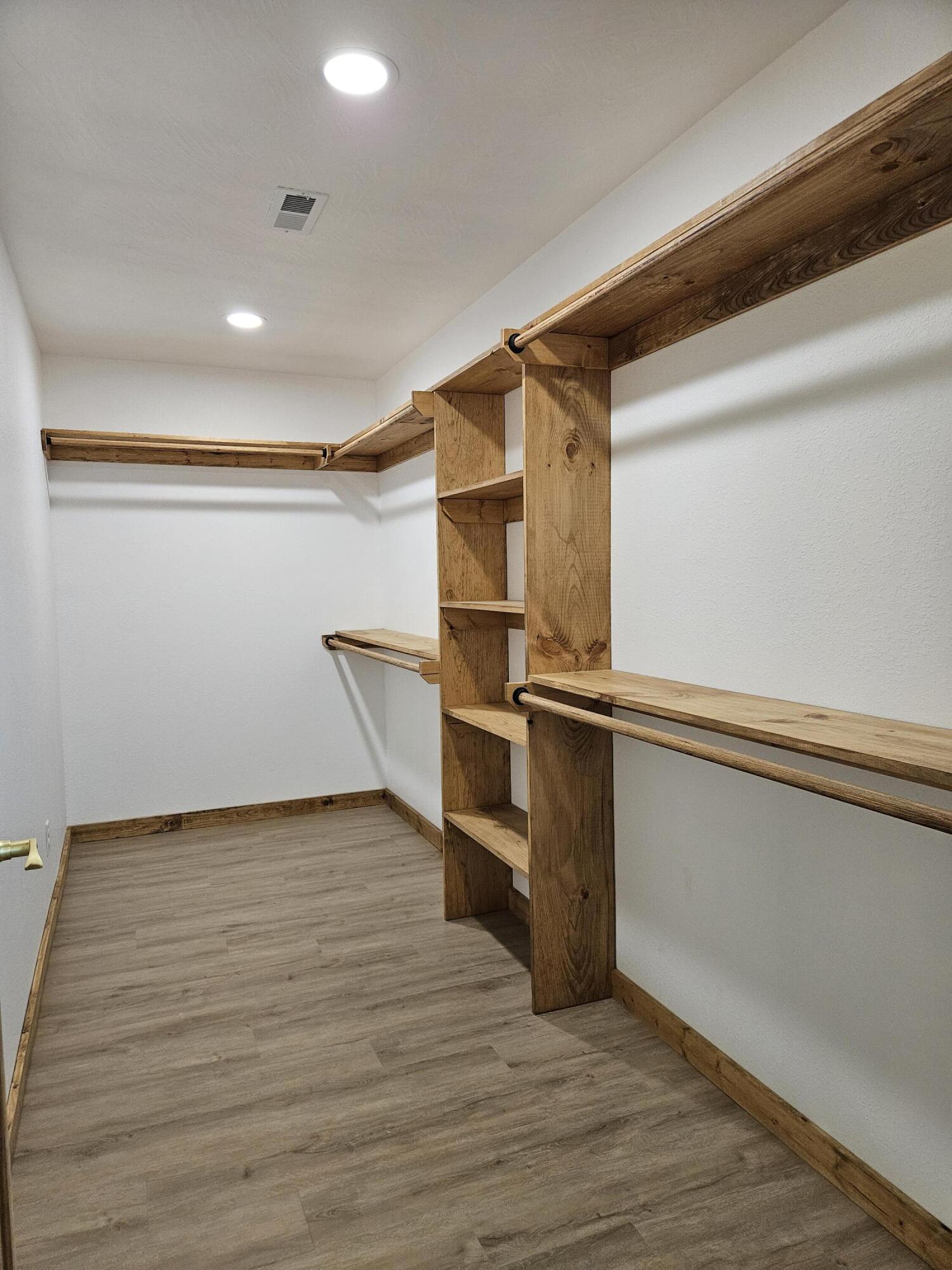 201 Juniper Avenue Property Photo 44