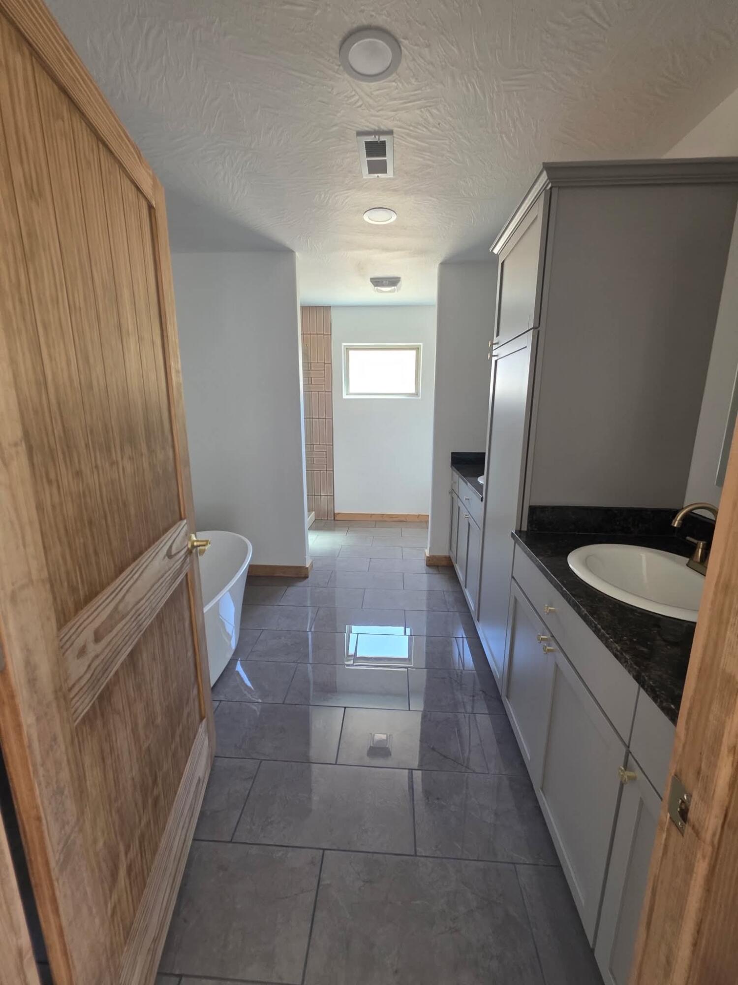201 Juniper Avenue Property Photo 45