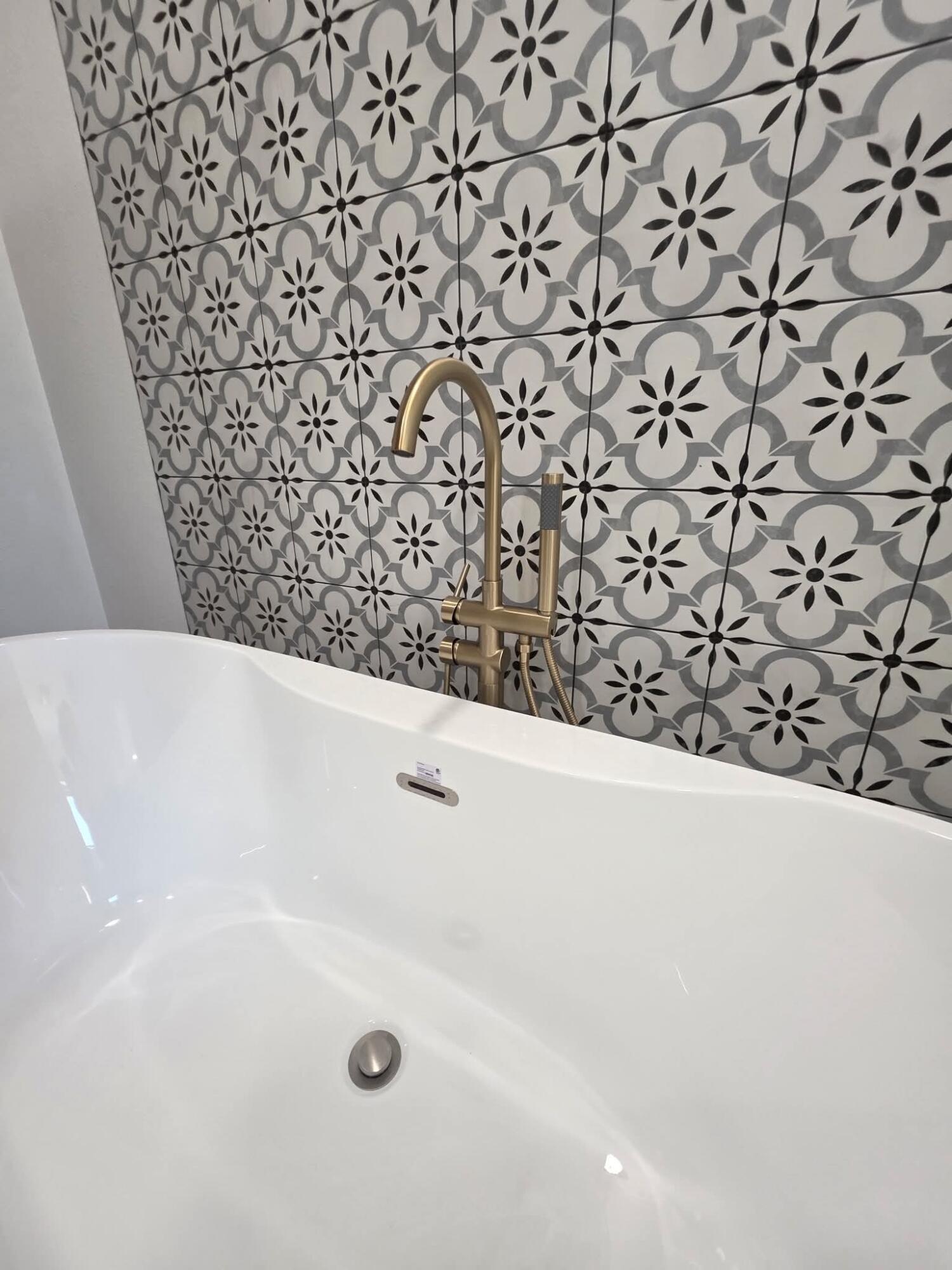 201 Juniper Avenue Property Photo 51