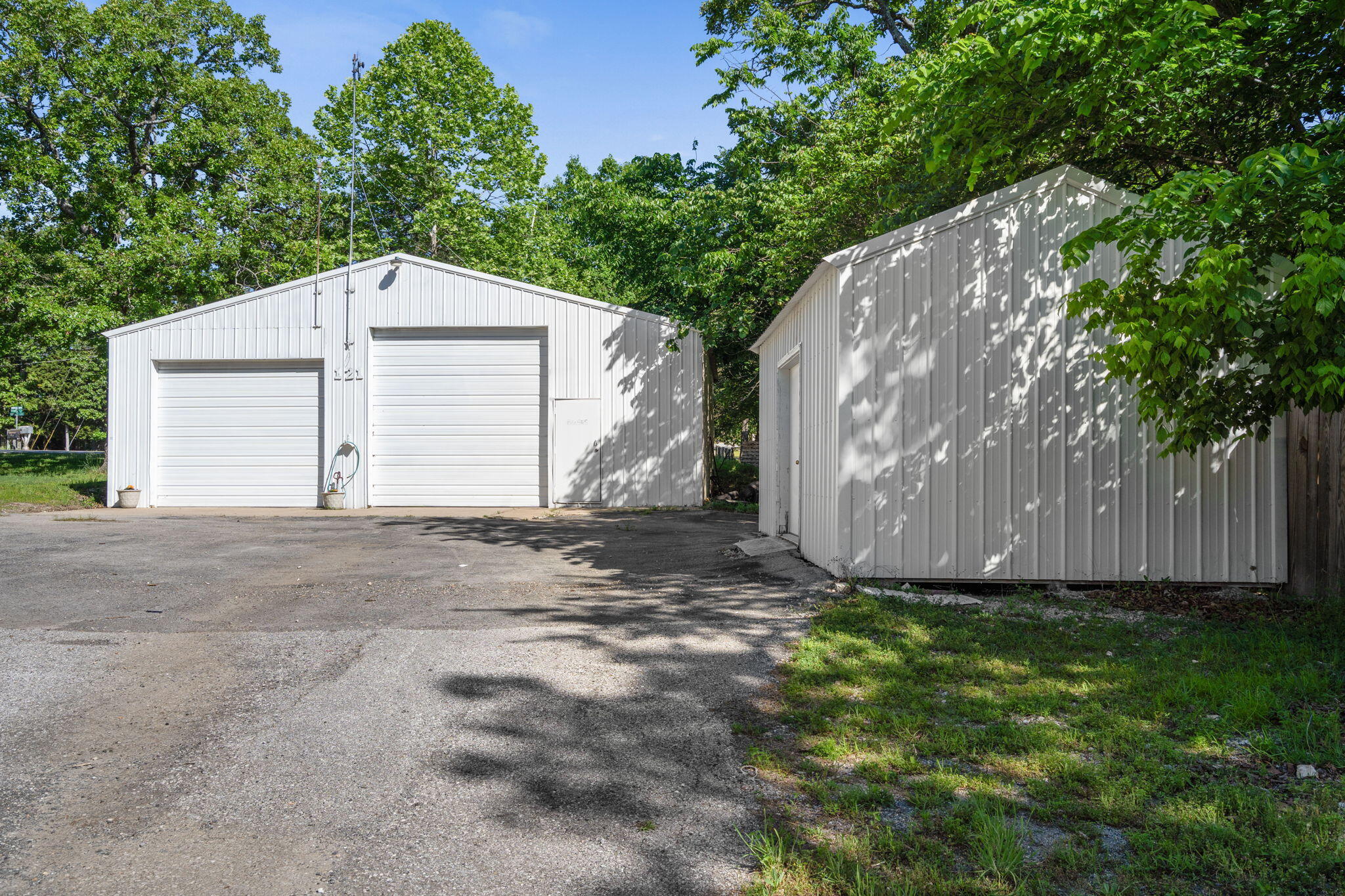 121 Forest Lane Property Photo 1