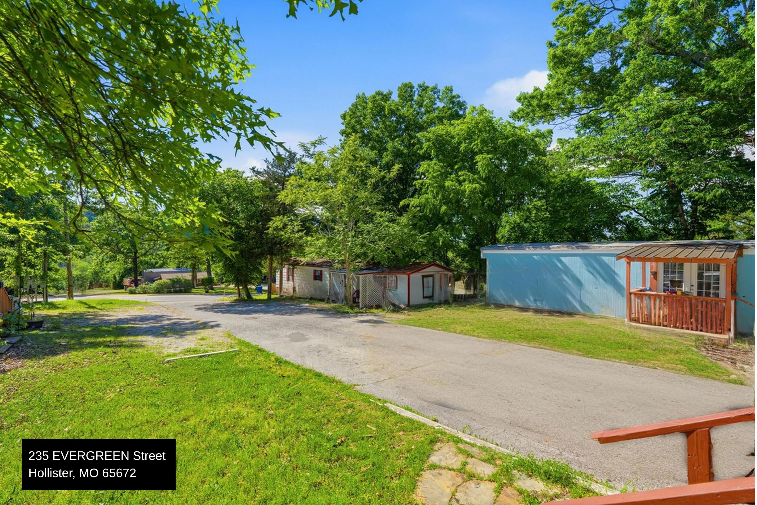 235 Evergreen And 291 & 293 Laurel Street Unit A Property Photo 15
