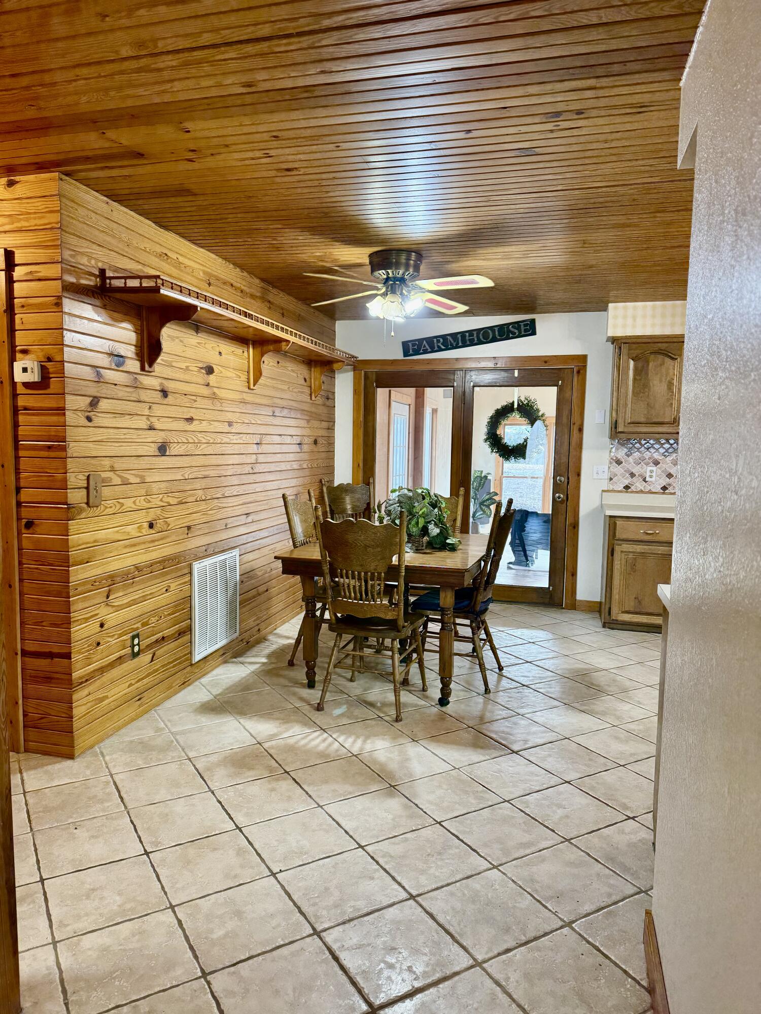 209 County Road 124 Property Photo 19