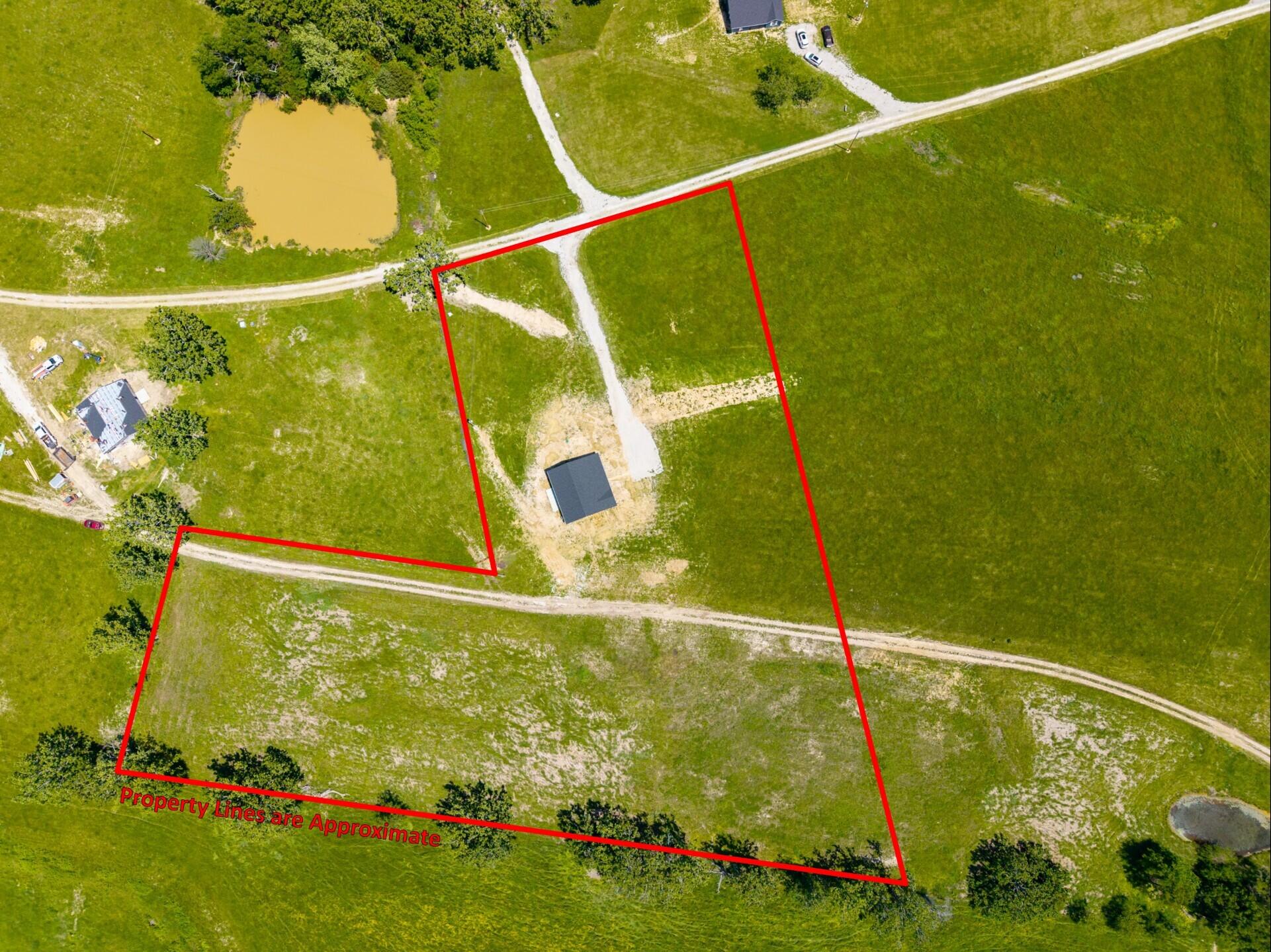 1947 Hidden Pond Lane Property Photo 44