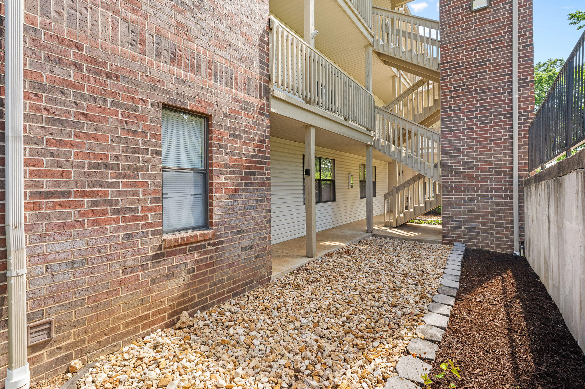 123 Bunker Ridge Drive Apt 1 Property Photo 21