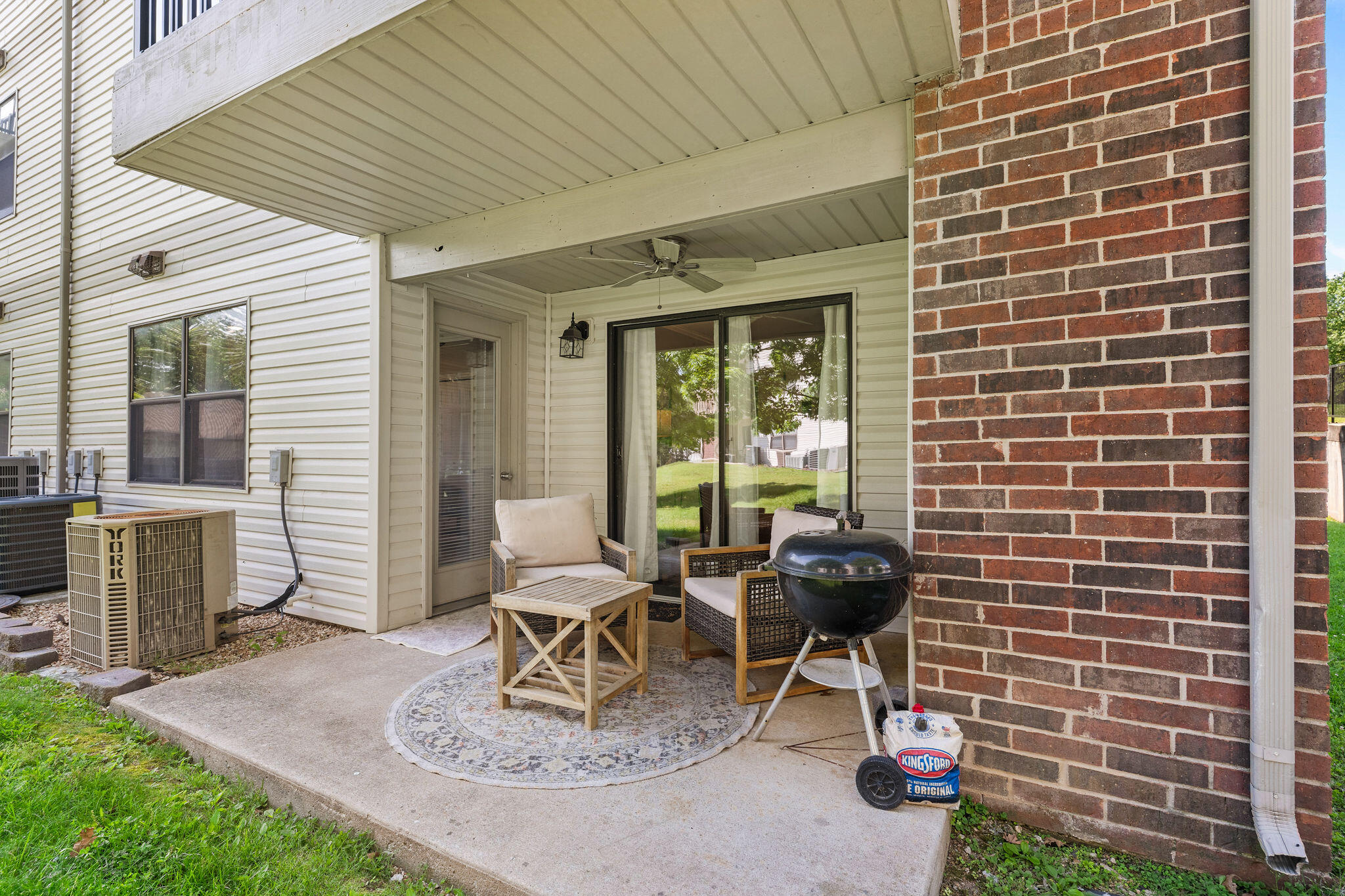 123 Bunker Ridge Drive Apt 1 Property Photo 22