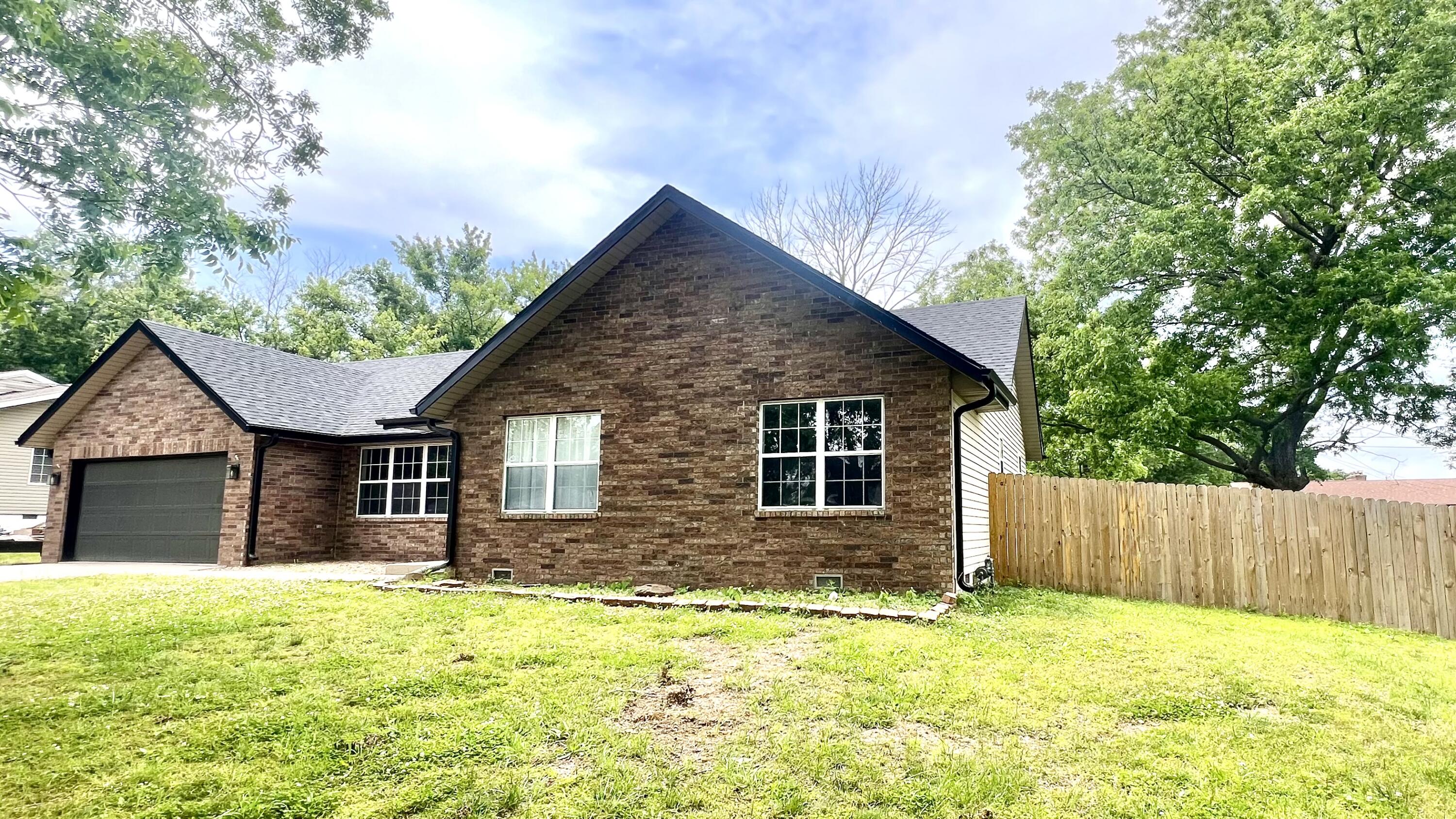 603 Lakeview Drive Property Photo 4
