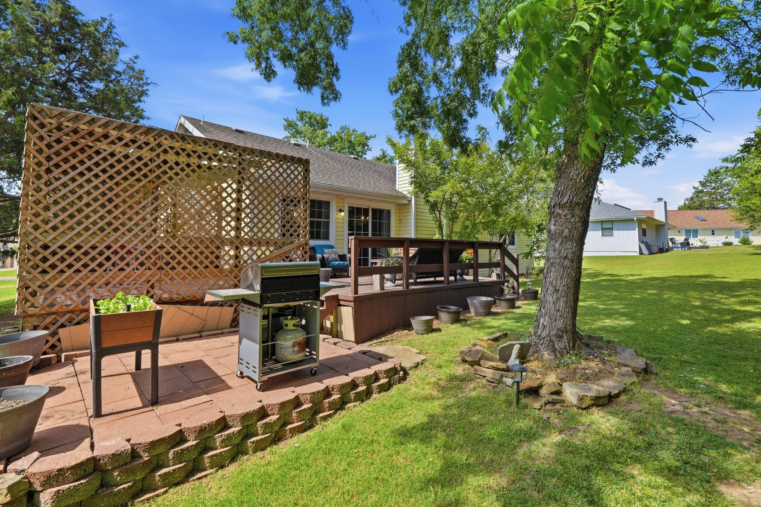 129 Lancashire Drive Property Photo 23