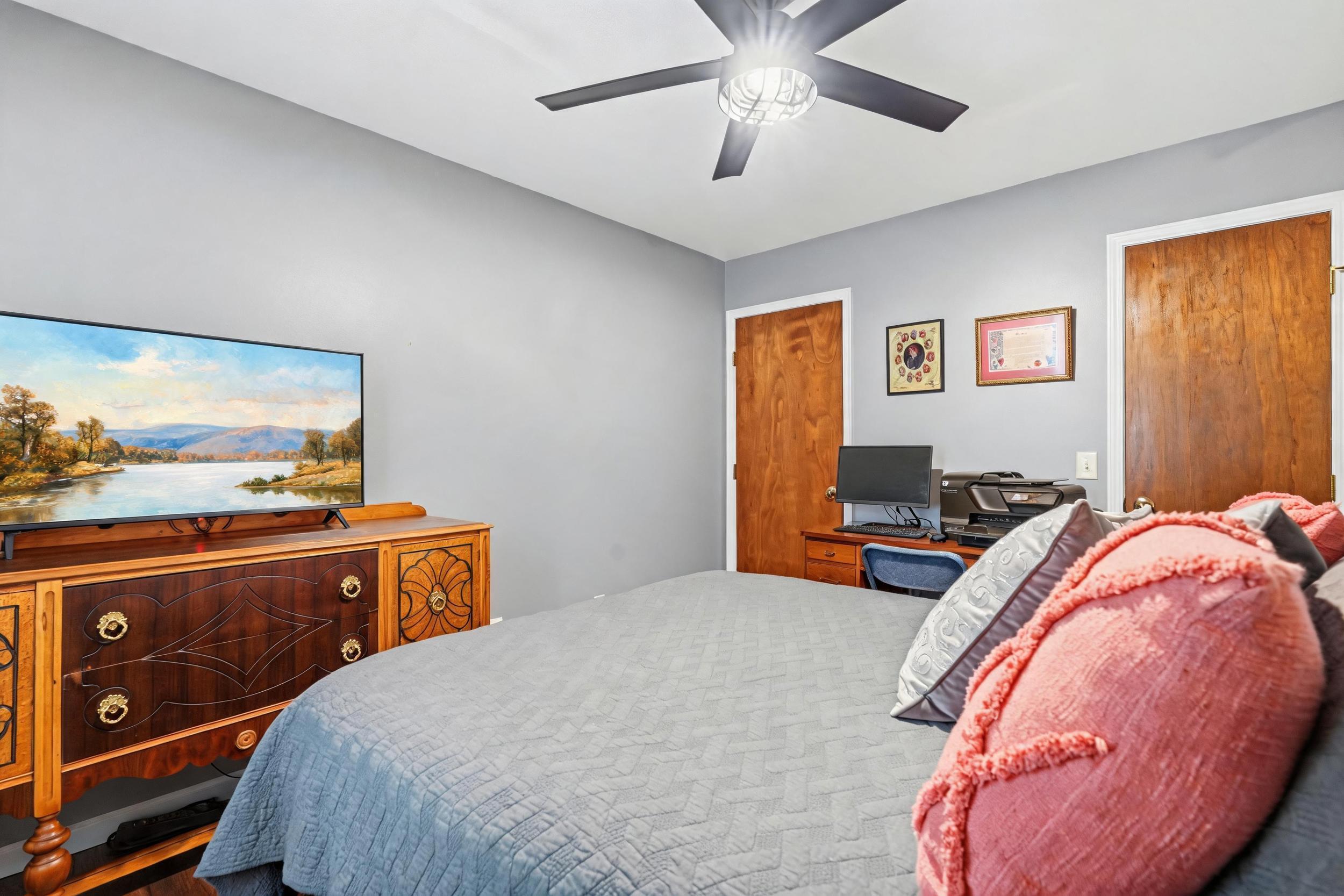 129 Lancashire Drive Property Photo 32