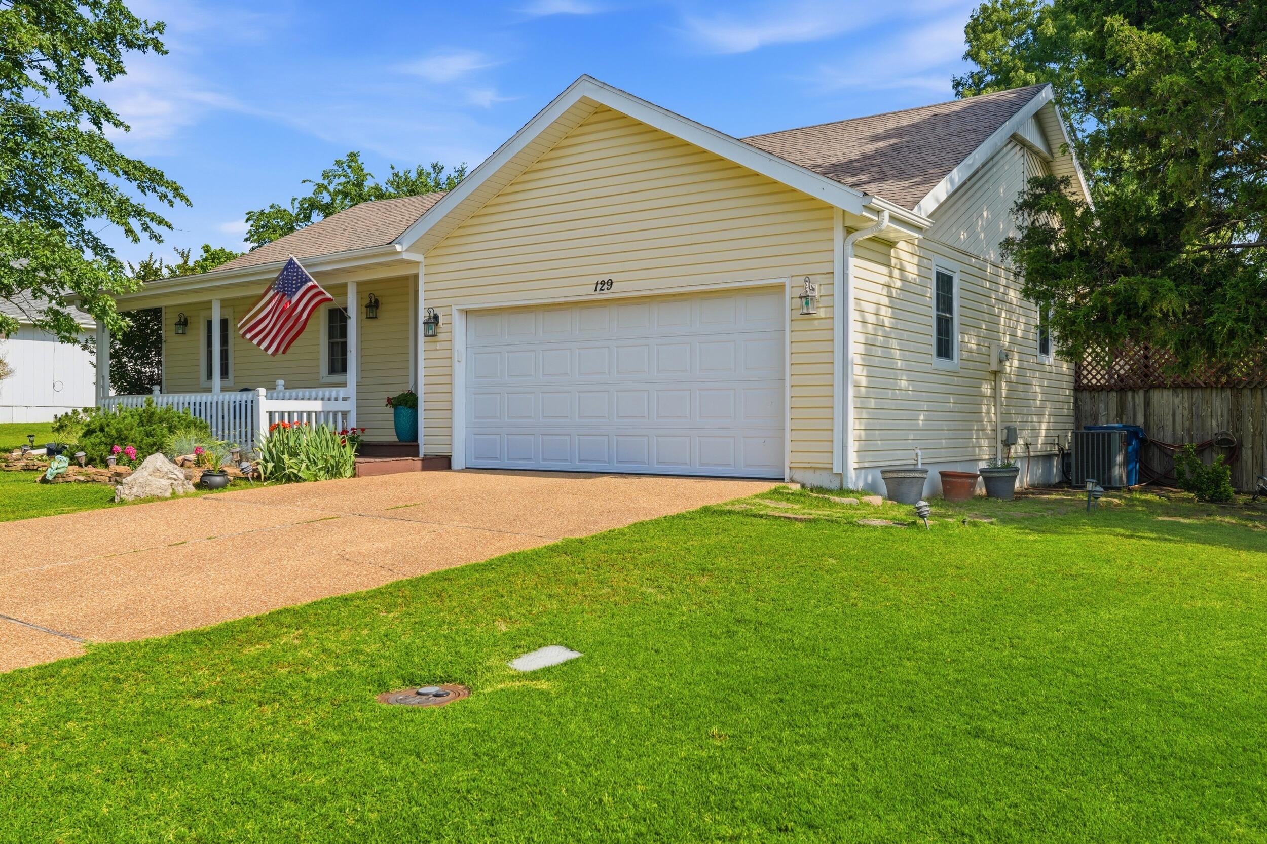 129 Lancashire Drive Property Photo 39