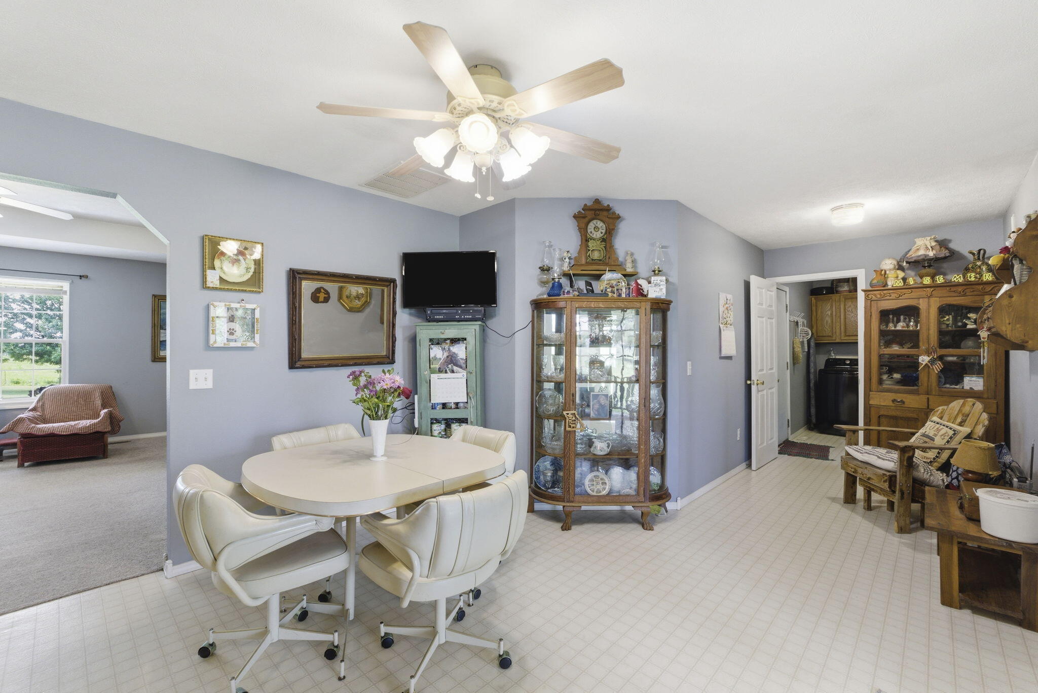 11175 West Farm Road 36 Property Photo 10