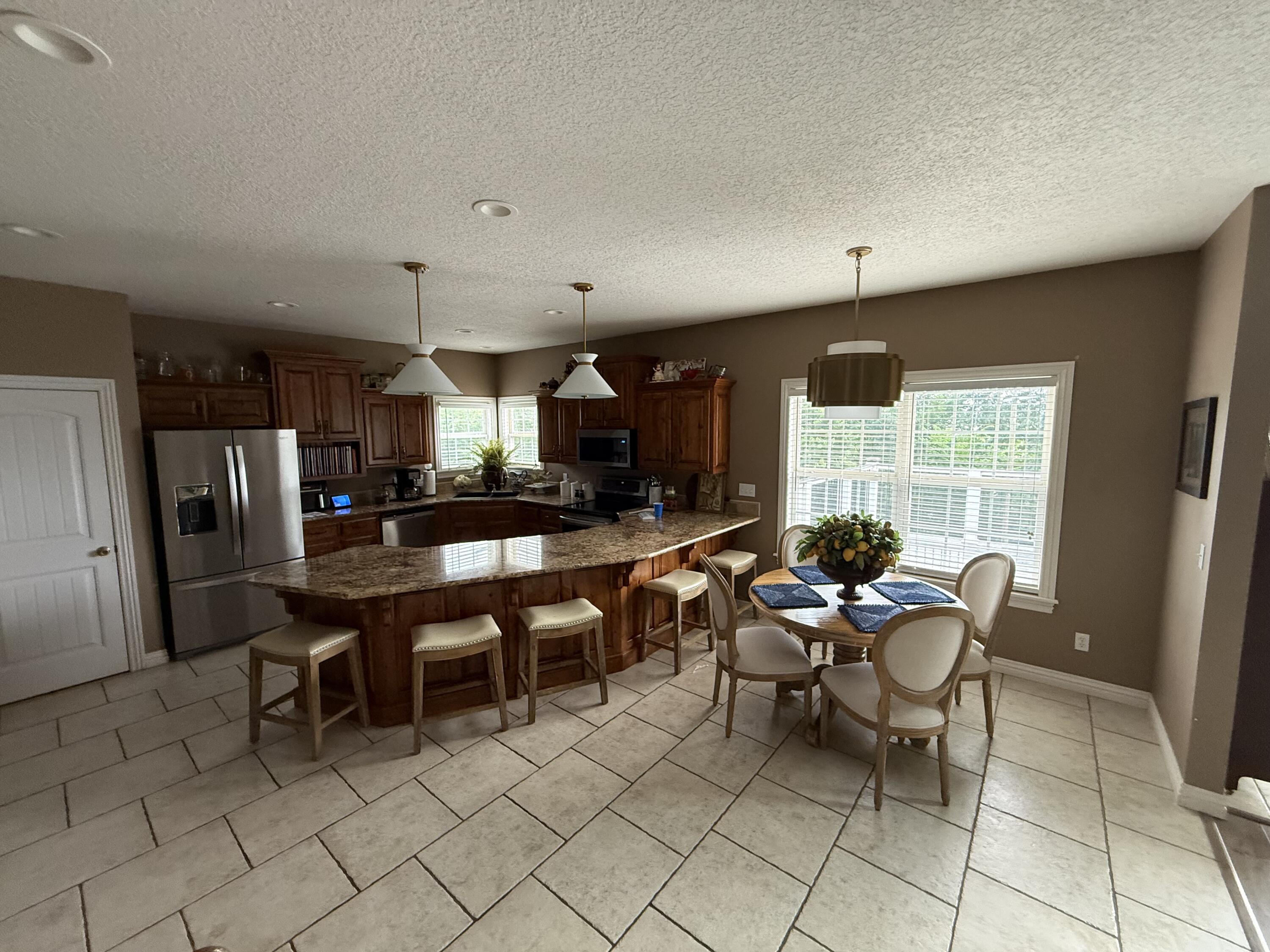 813 Roundup Property Photo 14