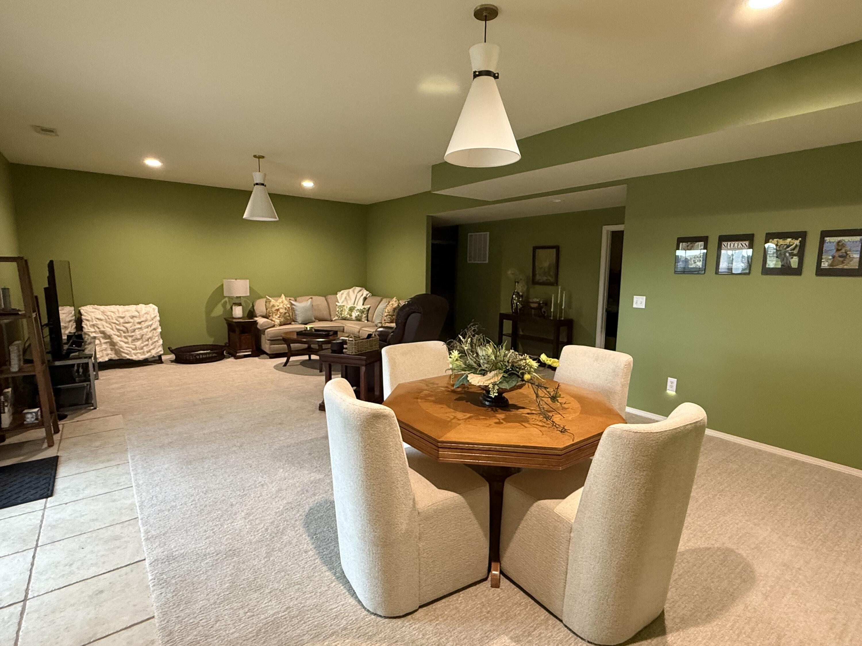 813 Roundup Property Photo 28
