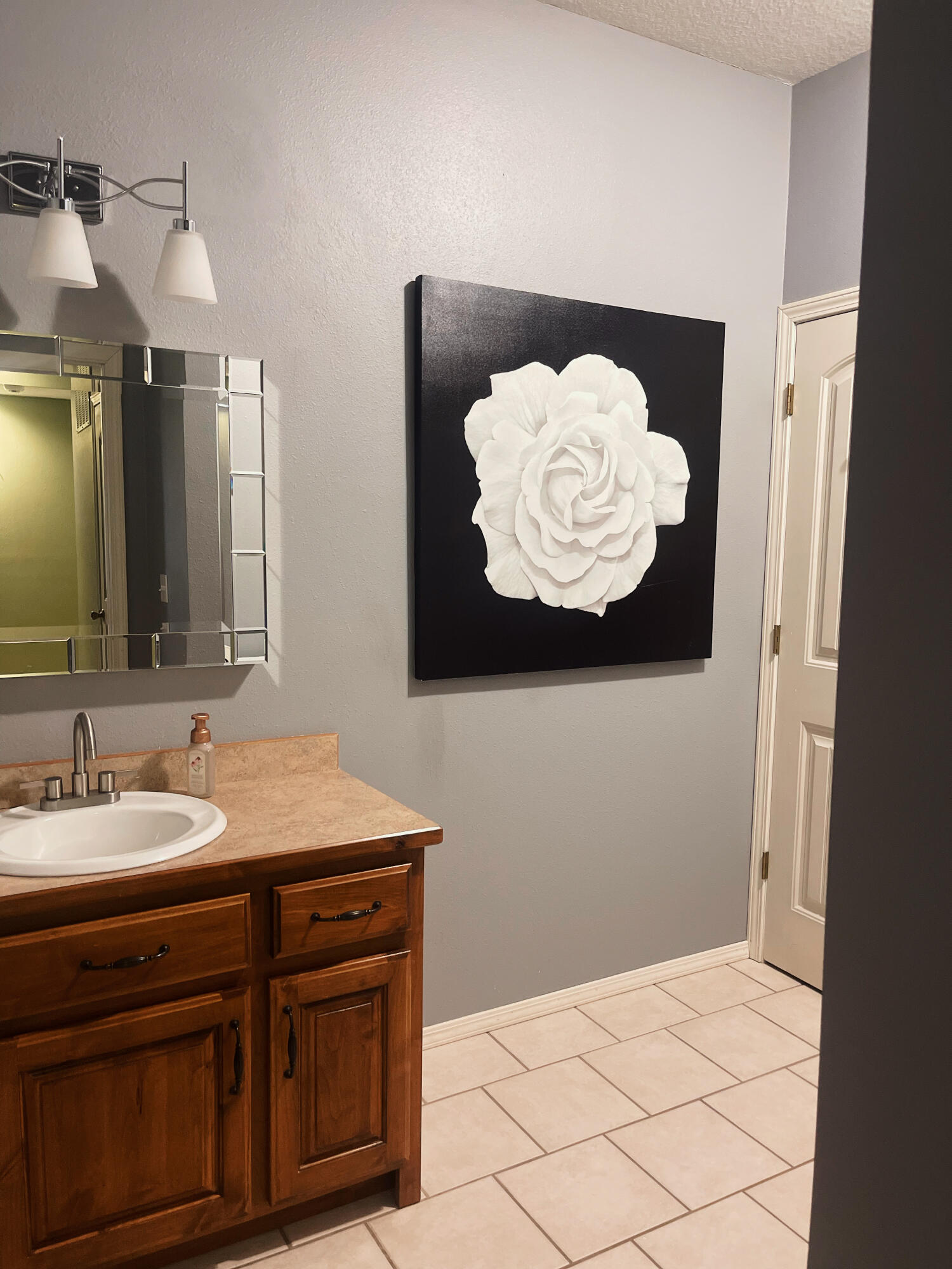 813 Roundup Property Photo 37