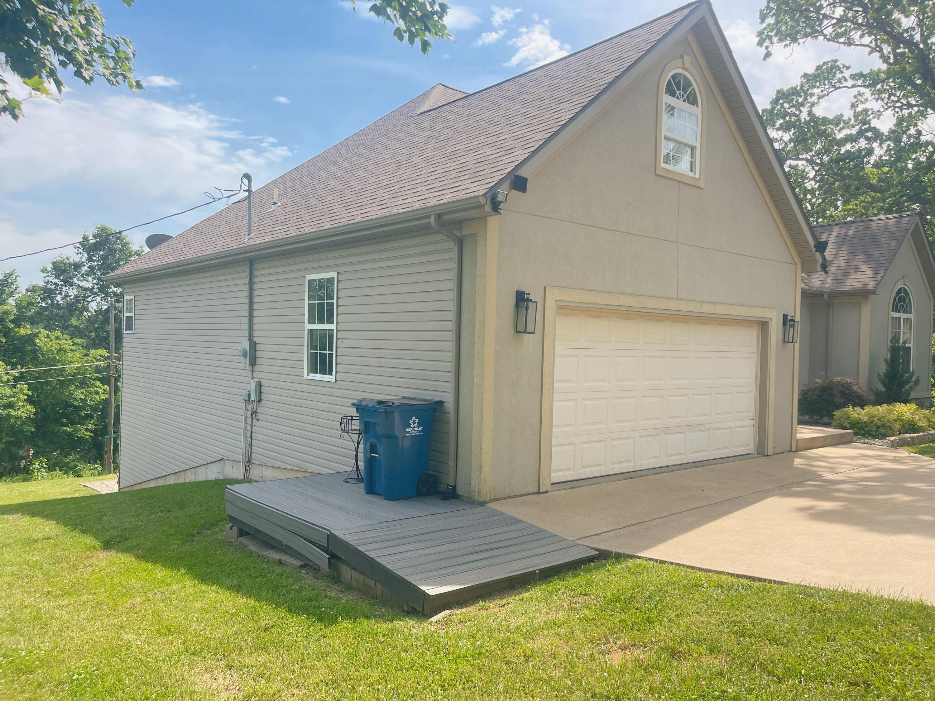 813 Roundup Property Photo 45