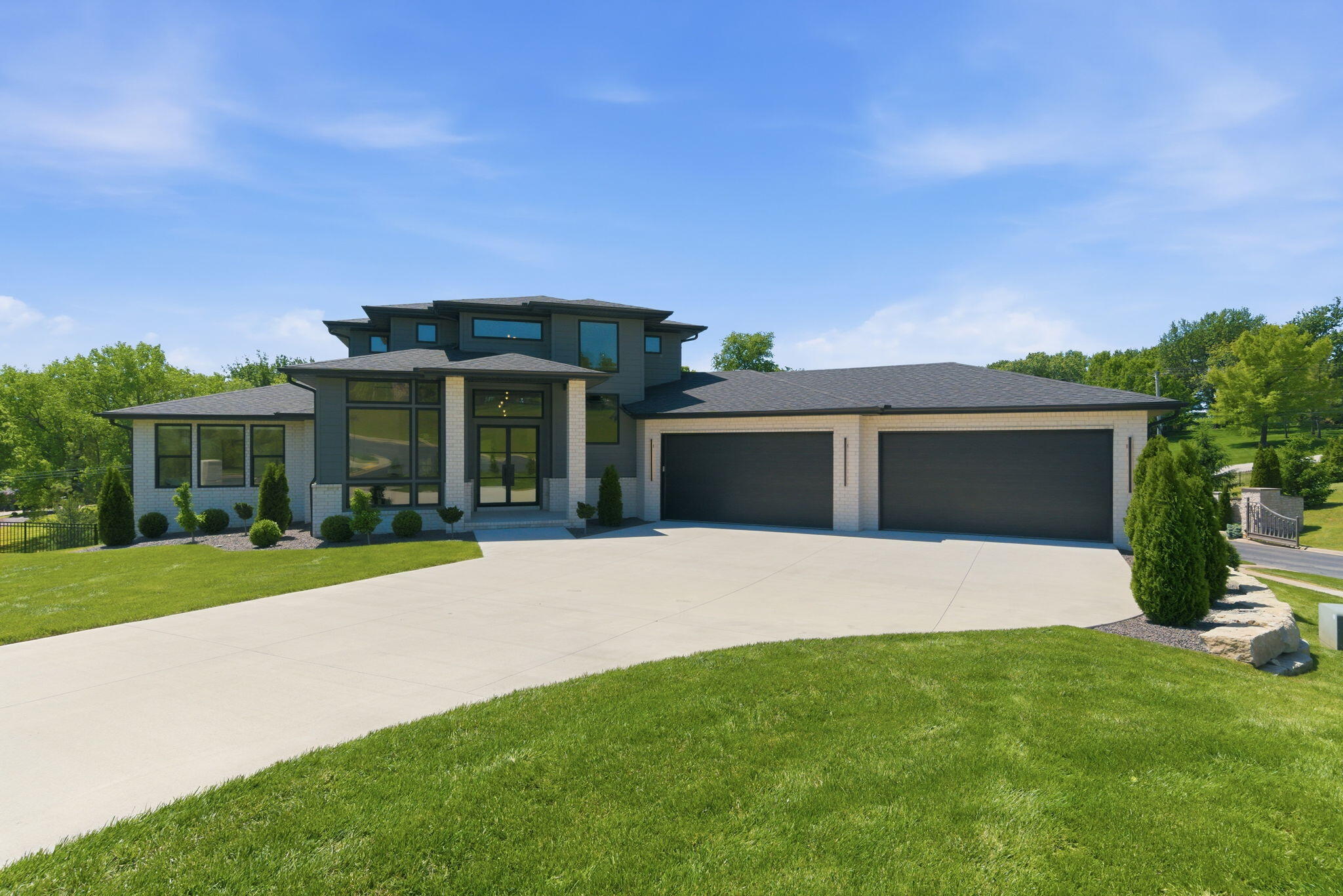 4110 East Shafter Circle Property Photo 1