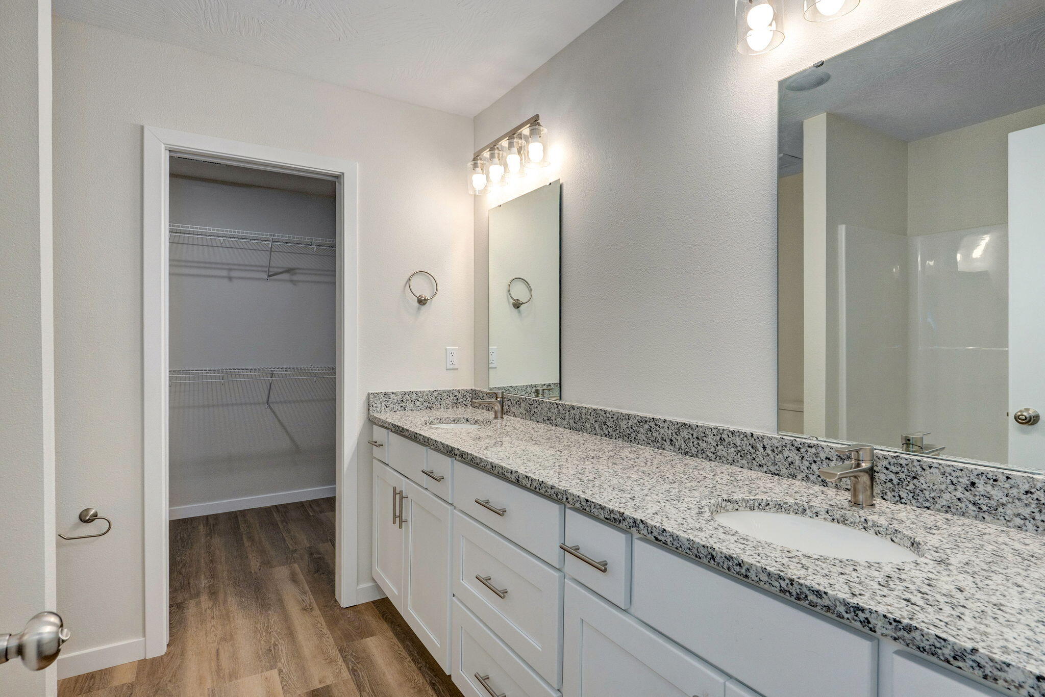 1115 East Smith Street Property Photo 15