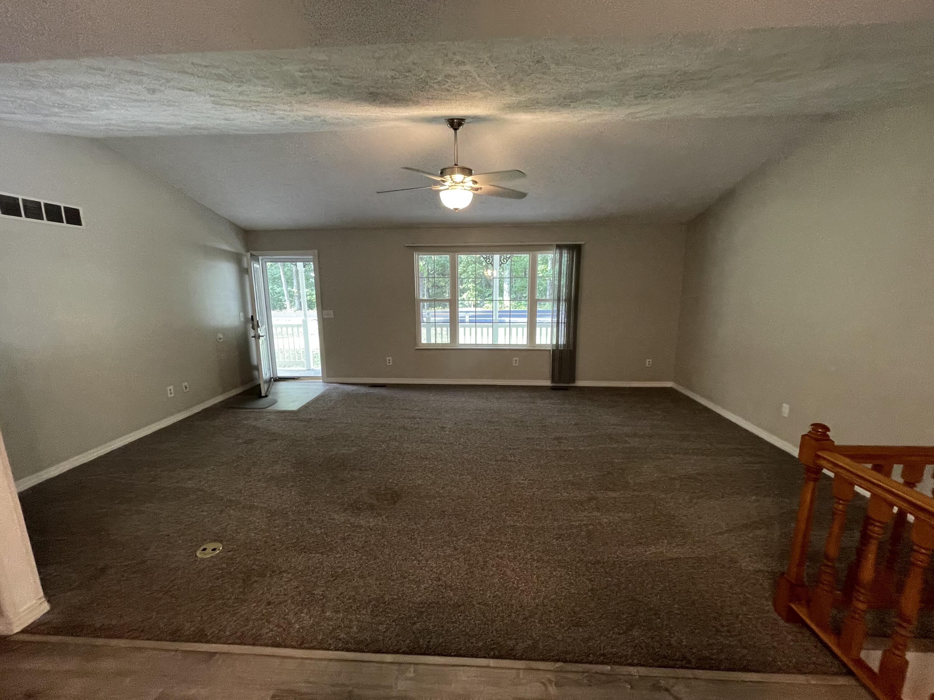 1056 Talking Rocks Road Property Photo 11