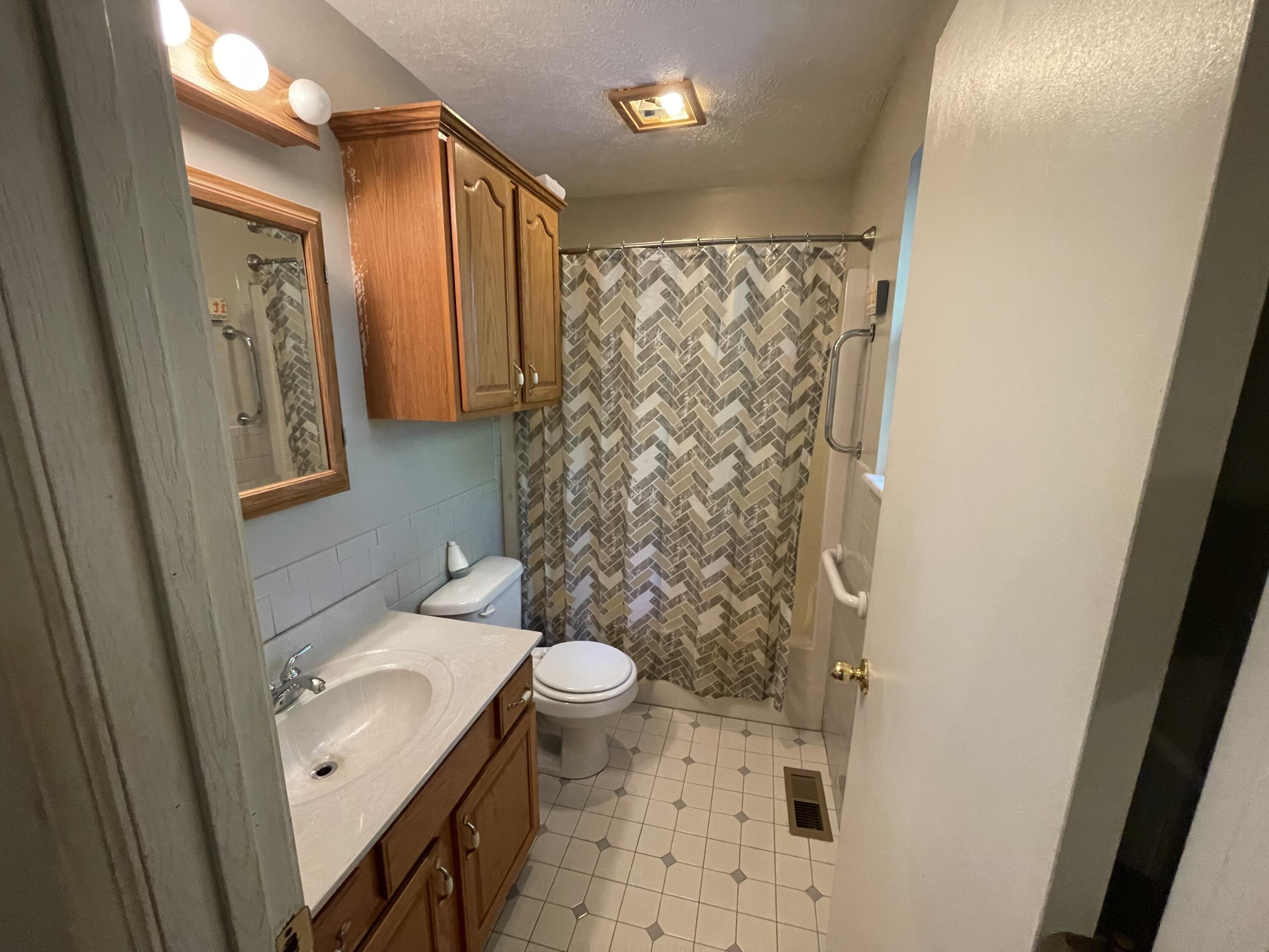 1056 Talking Rocks Road Property Photo 25