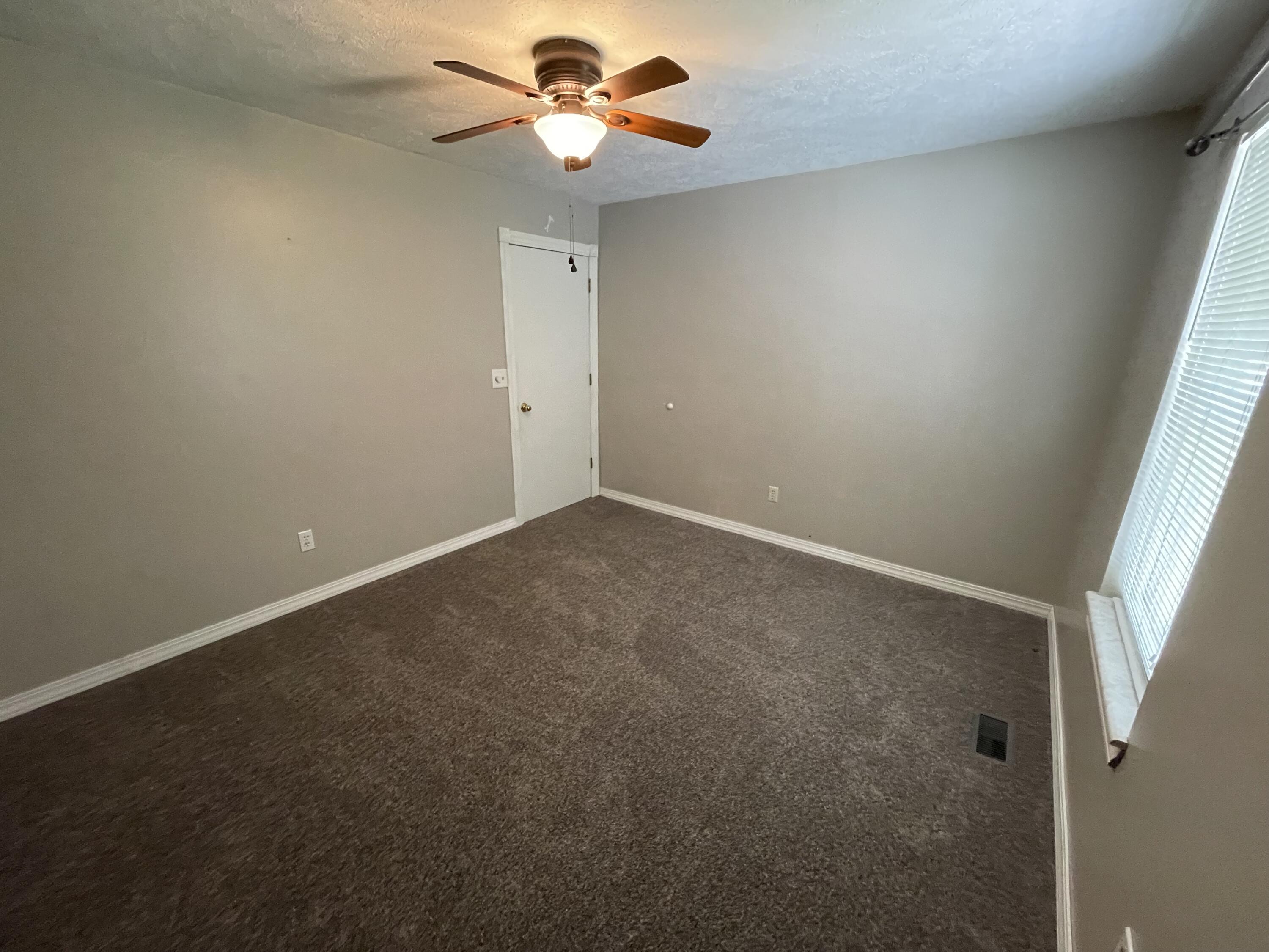 1056 Talking Rocks Road Property Photo 26