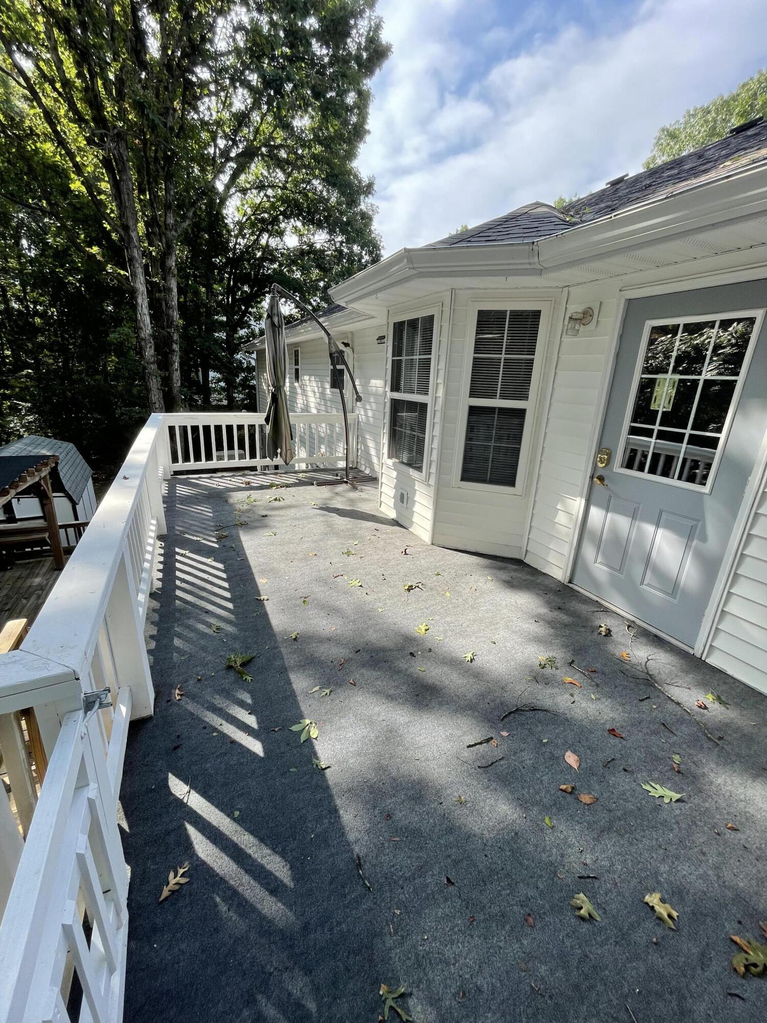 1056 Talking Rocks Road Property Photo 28