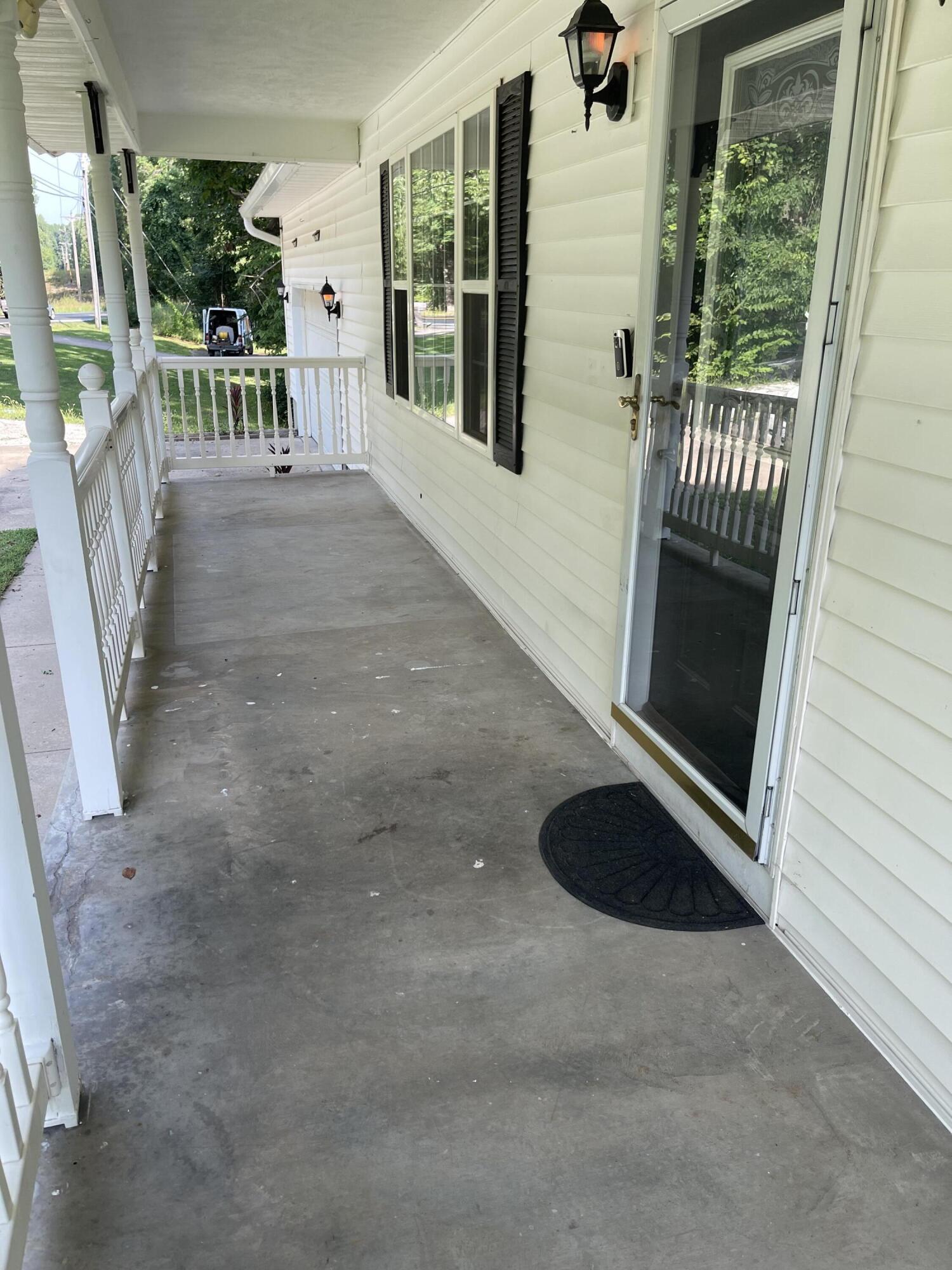 1056 Talking Rocks Road Property Photo 35