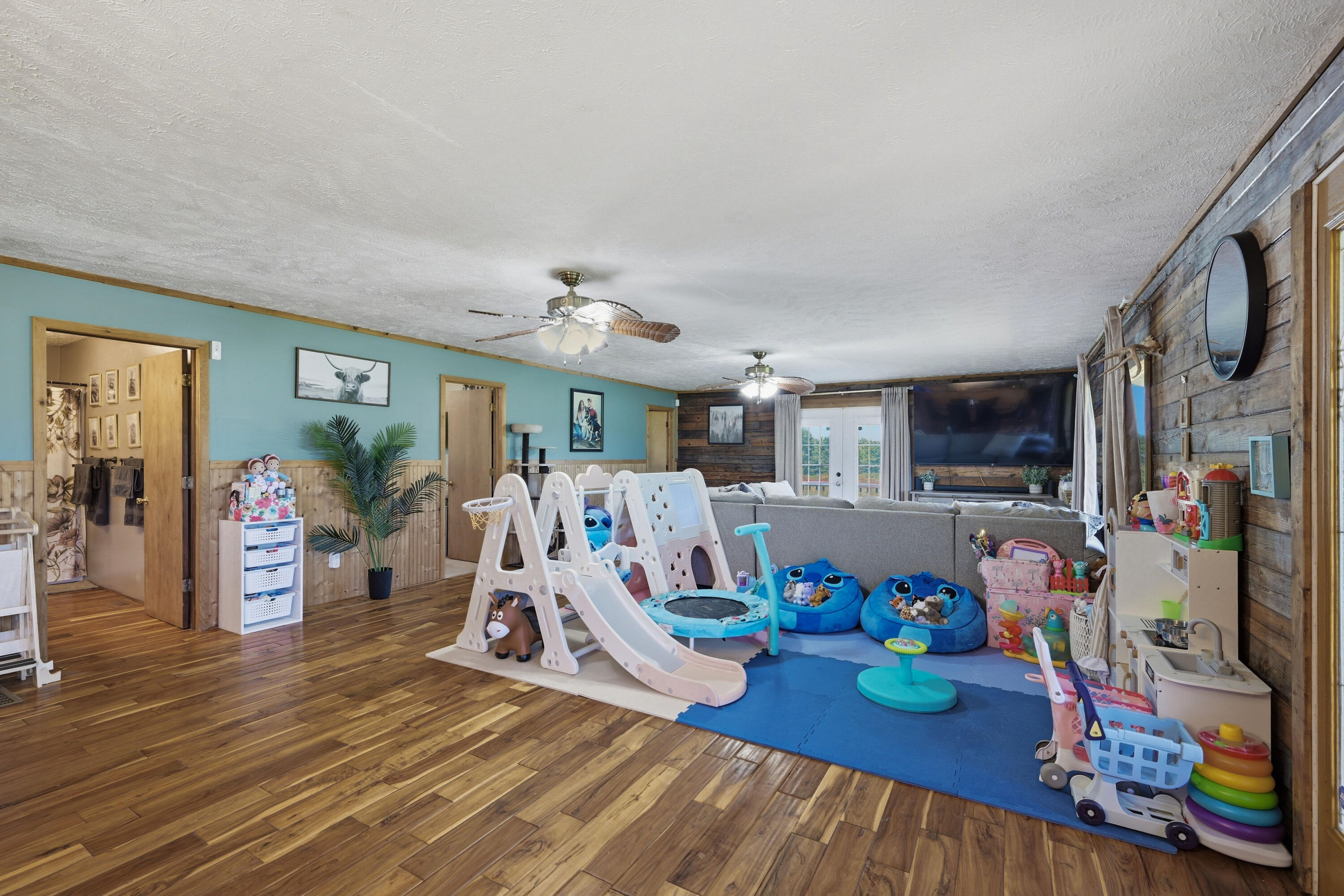 25048 State Highway 76 Property Photo 12