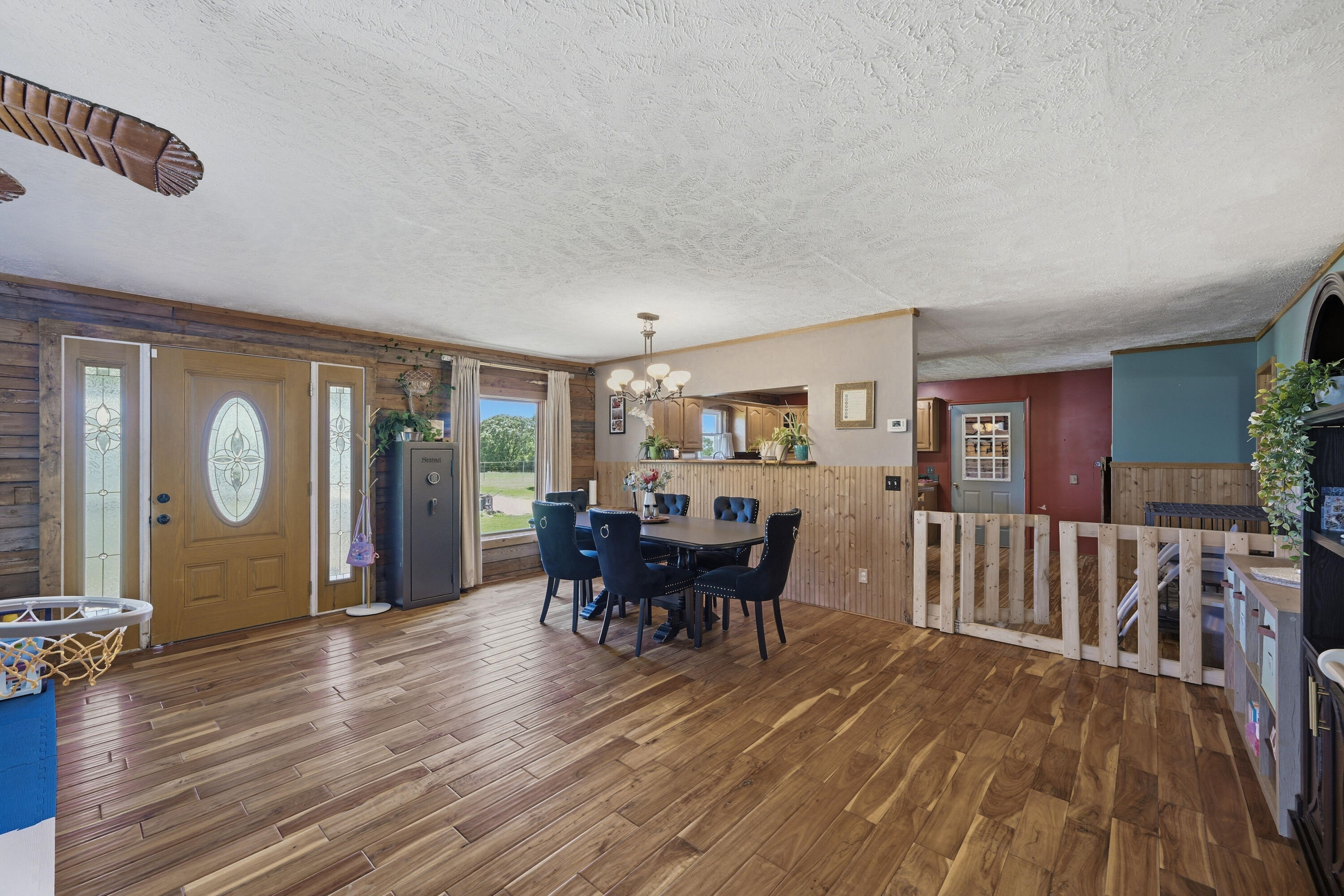 25048 State Highway 76 Property Photo 14