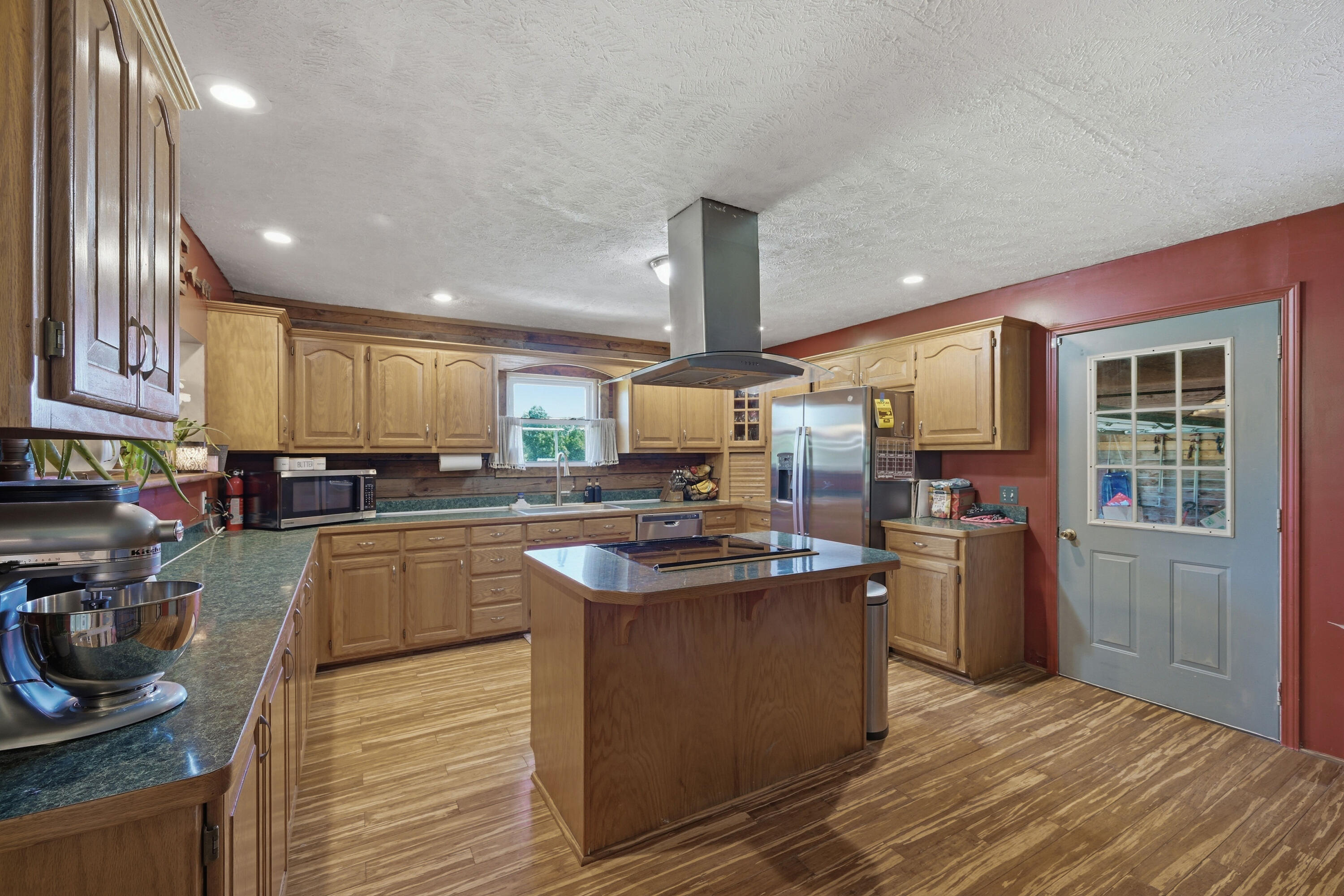25048 State Highway 76 Property Photo 16