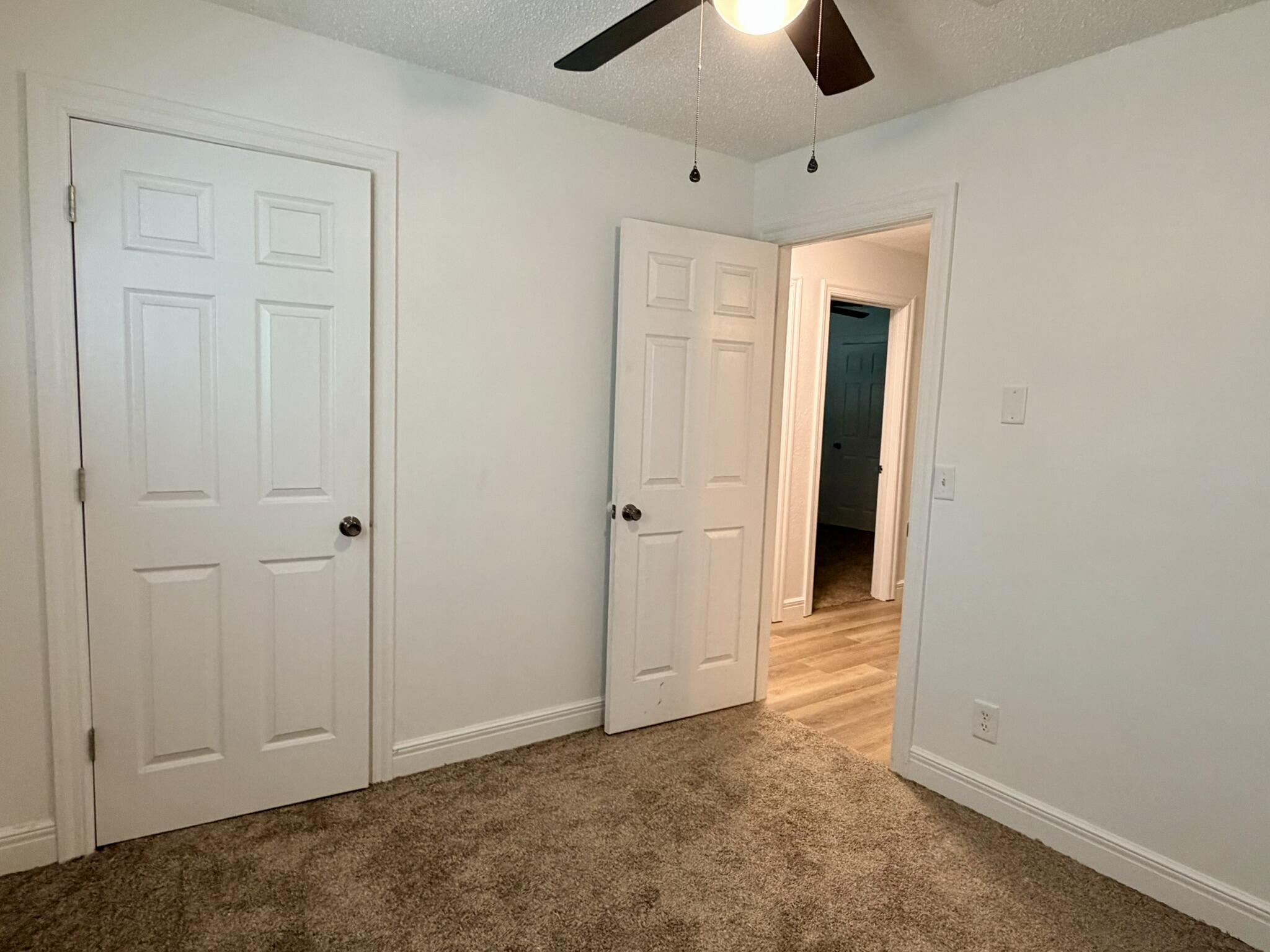 904 South Oak Ridge Drive Property Photo 13