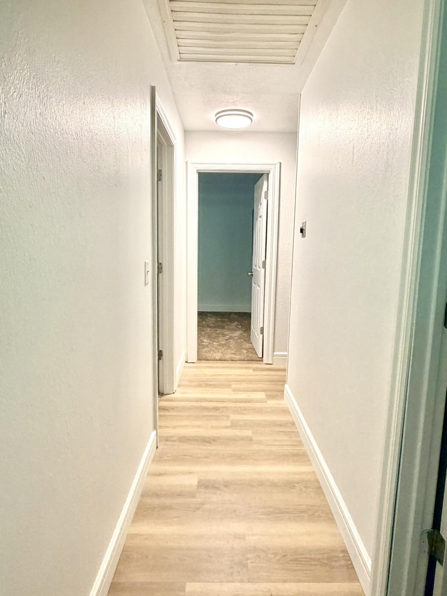 904 South Oak Ridge Drive Property Photo 18