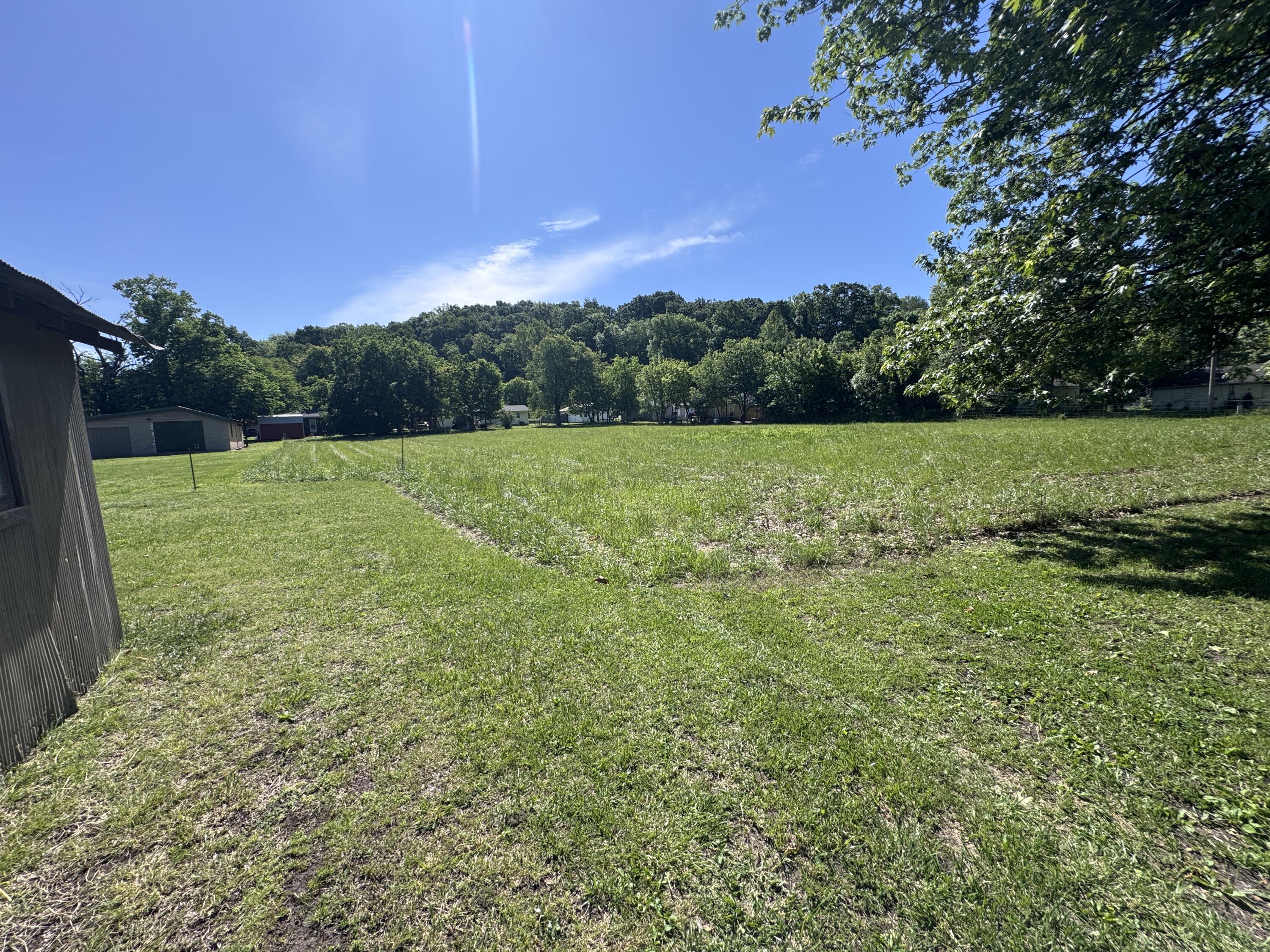 102 Walnut Street Property Photo 2