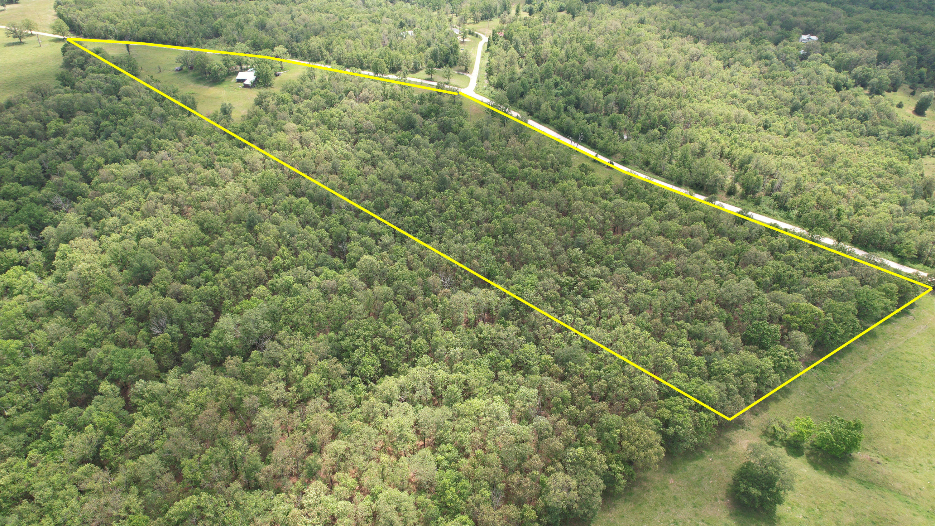 53 Wagon Wheel Road Property Photo 2