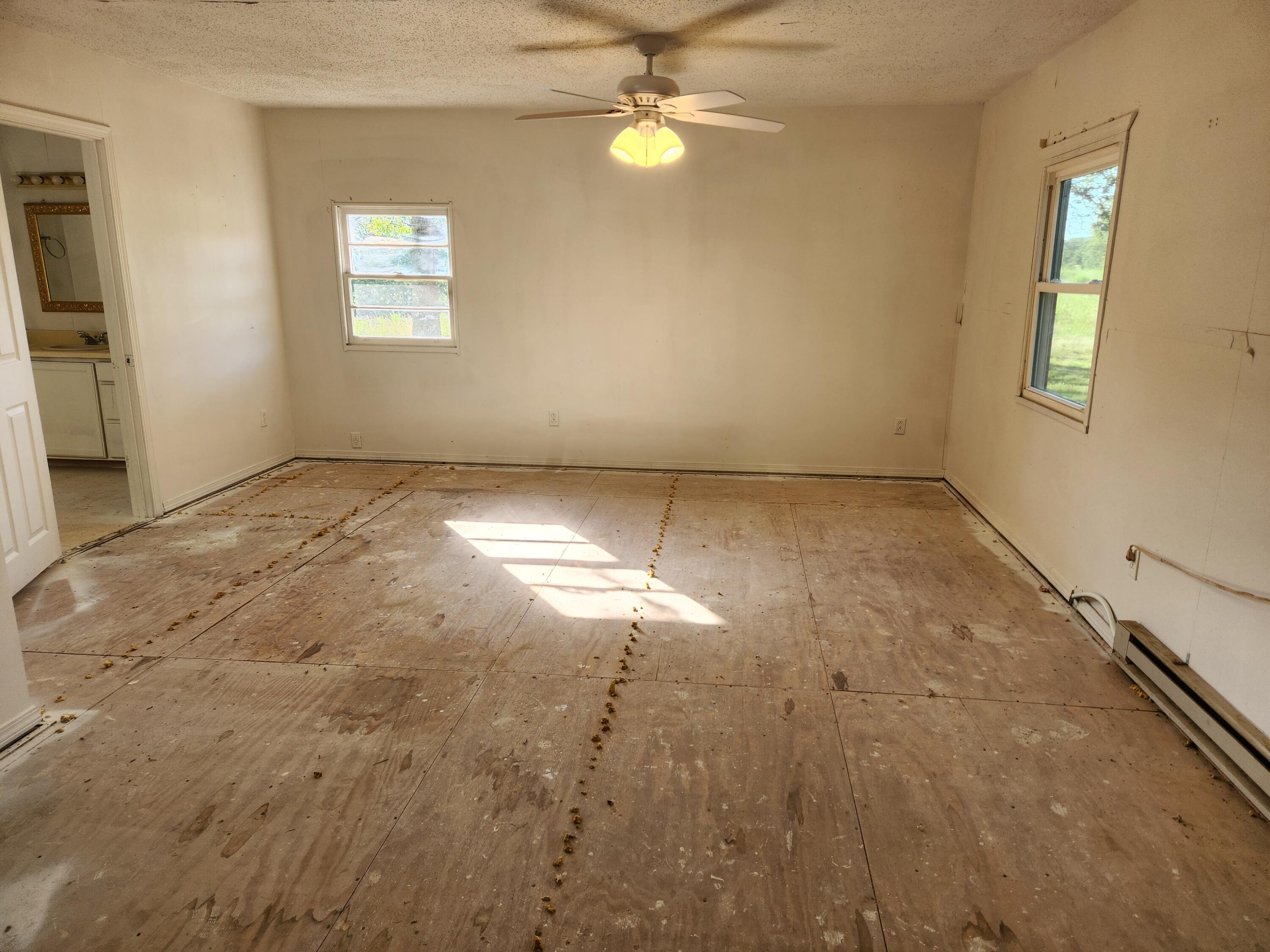 53 Wagon Wheel Road Property Photo 11