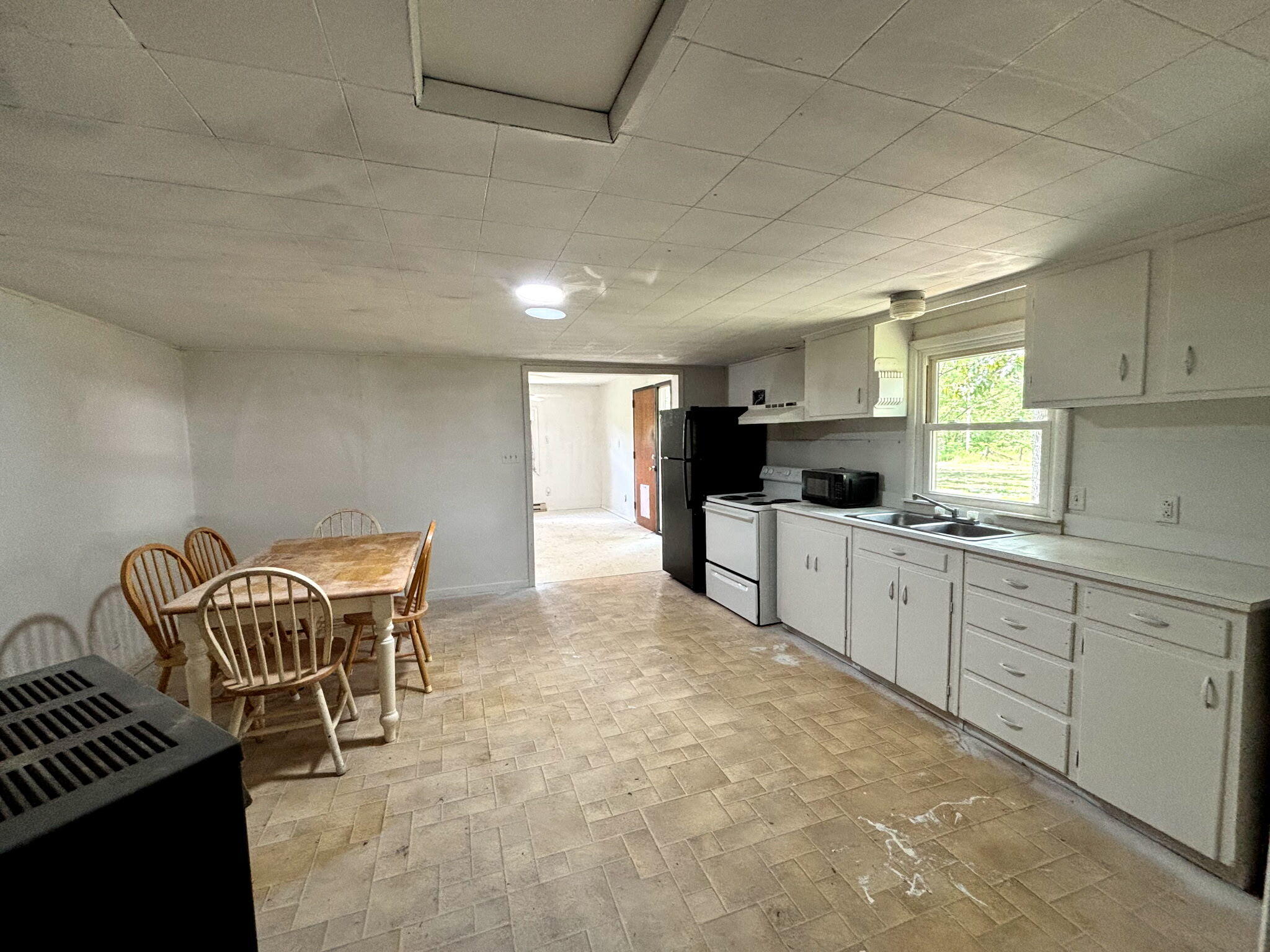 53 Wagon Wheel Road Property Photo 14