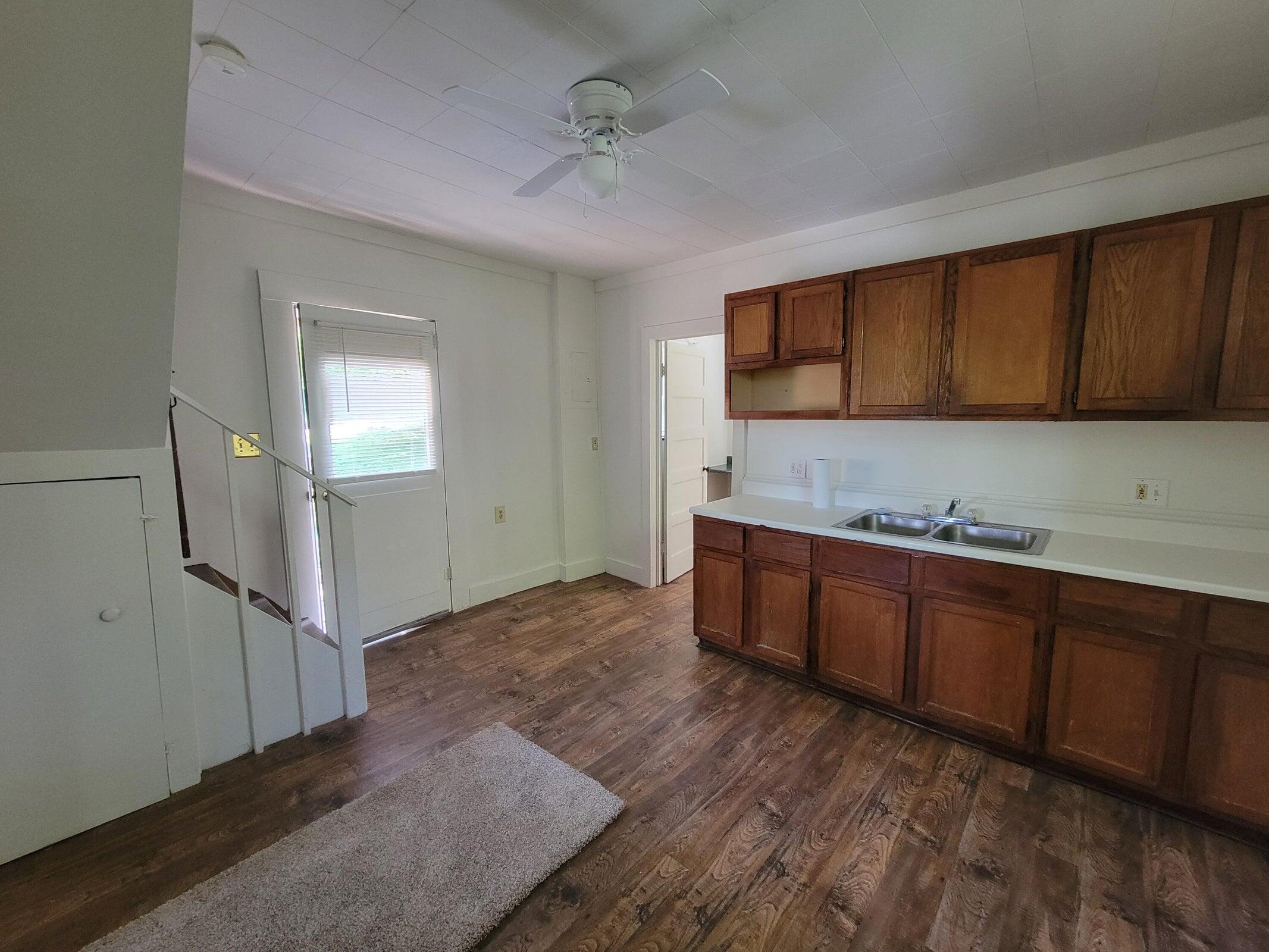 1210 Walker Avenue Property Photo 9
