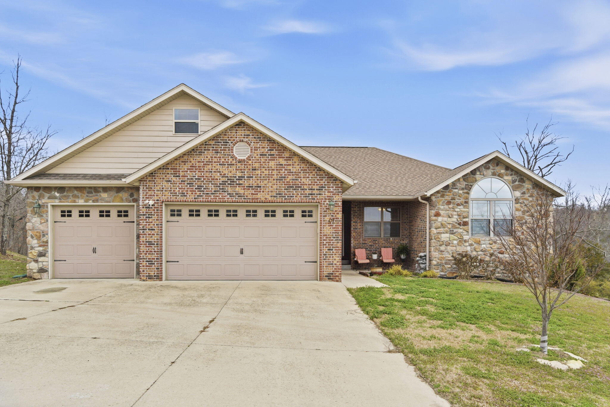 479 Southview Drive Property Photo 1