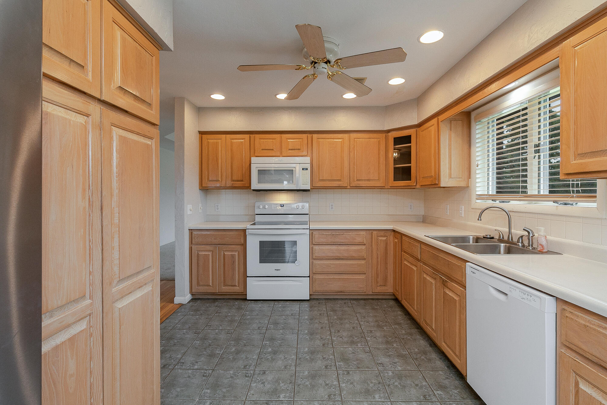 654/656 Pine Ridge Street Property Photo 9