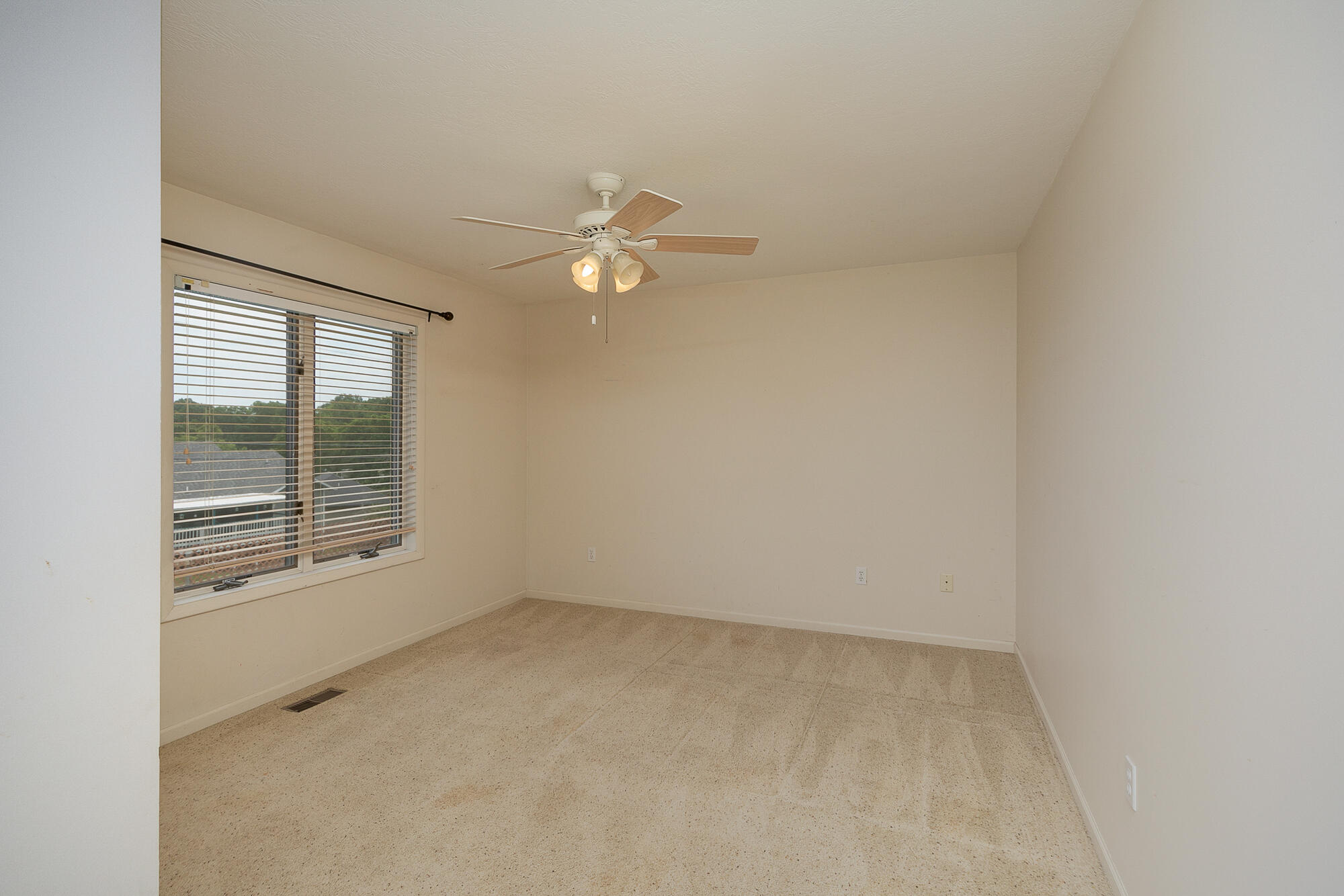 654/656 Pine Ridge Street Property Photo 19