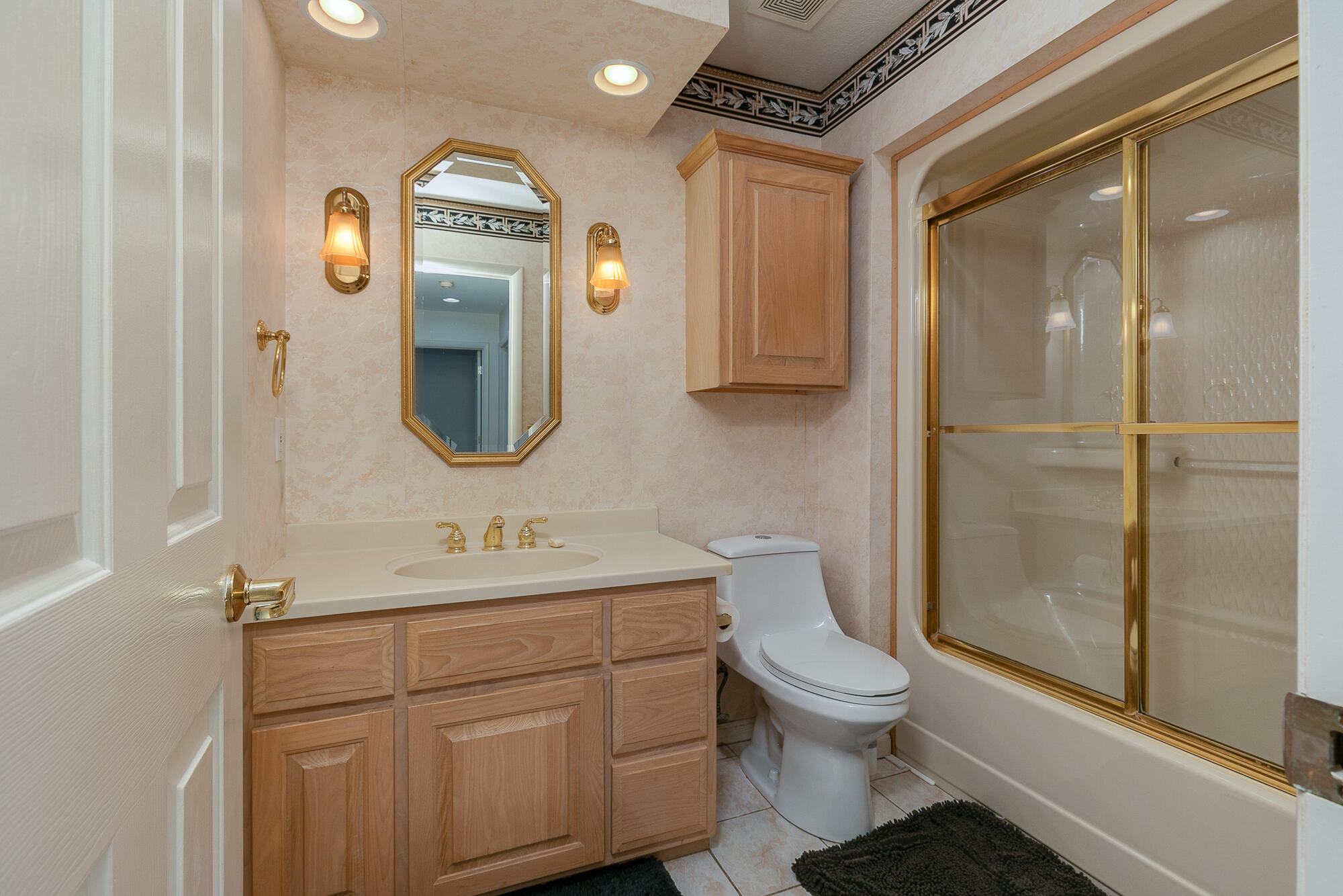 654/656 Pine Ridge Street Property Photo 21