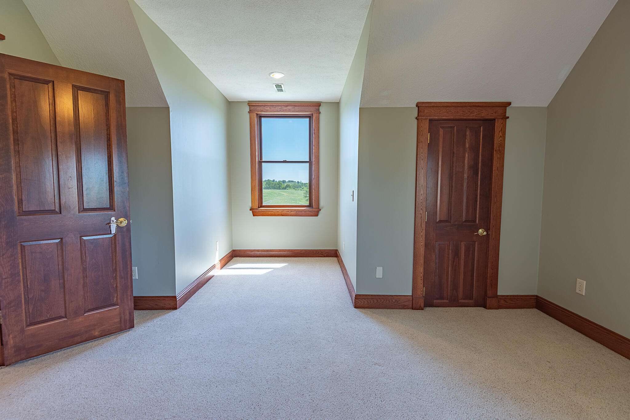 449 Greenway Drive Property Photo 32