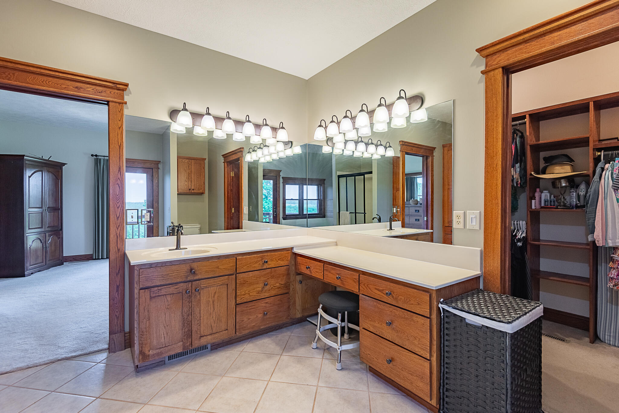 449 Greenway Drive Property Photo 40