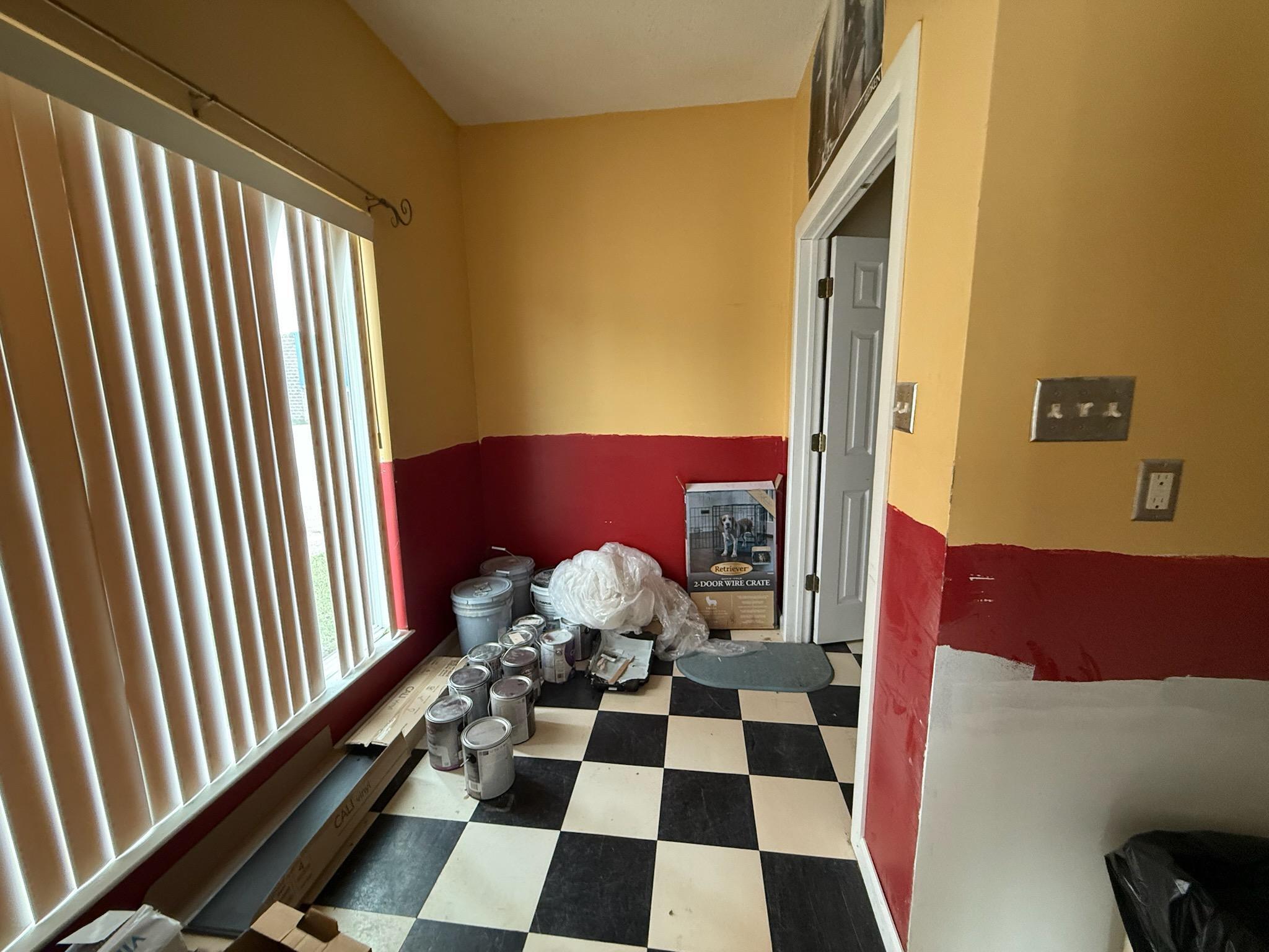 301 Luyster Street Property Photo 15