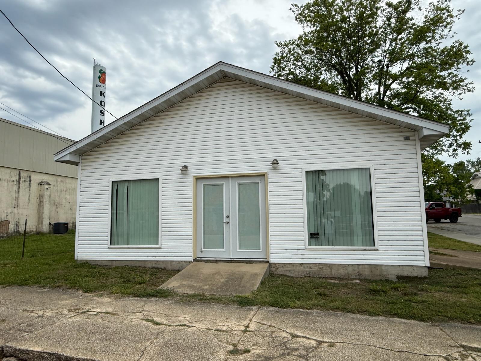 301 Luyster Street Property Photo 21