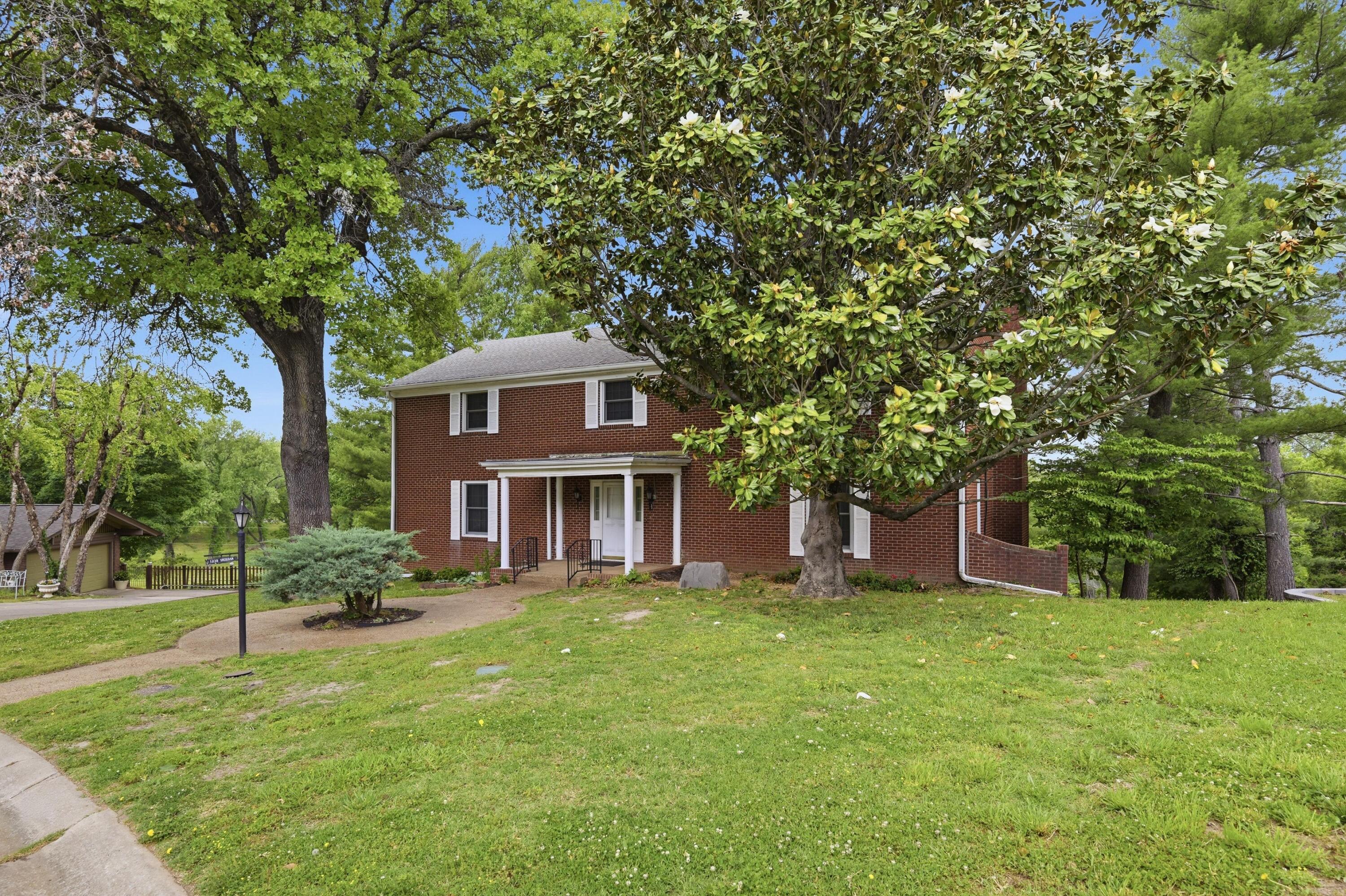 1338 Sheridan Drive Property Photo 3