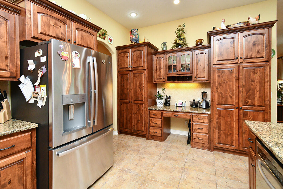 1402 North Rockingham Avenue Property Photo 13